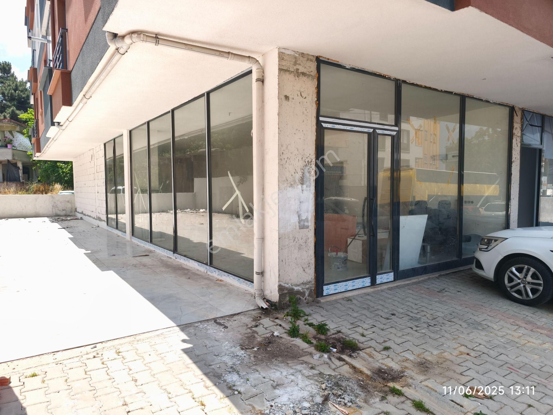 Acil Sultanbeyli Hamidiyede Mah.cade Üstü Kiralık 110.m.düzayak Dükan