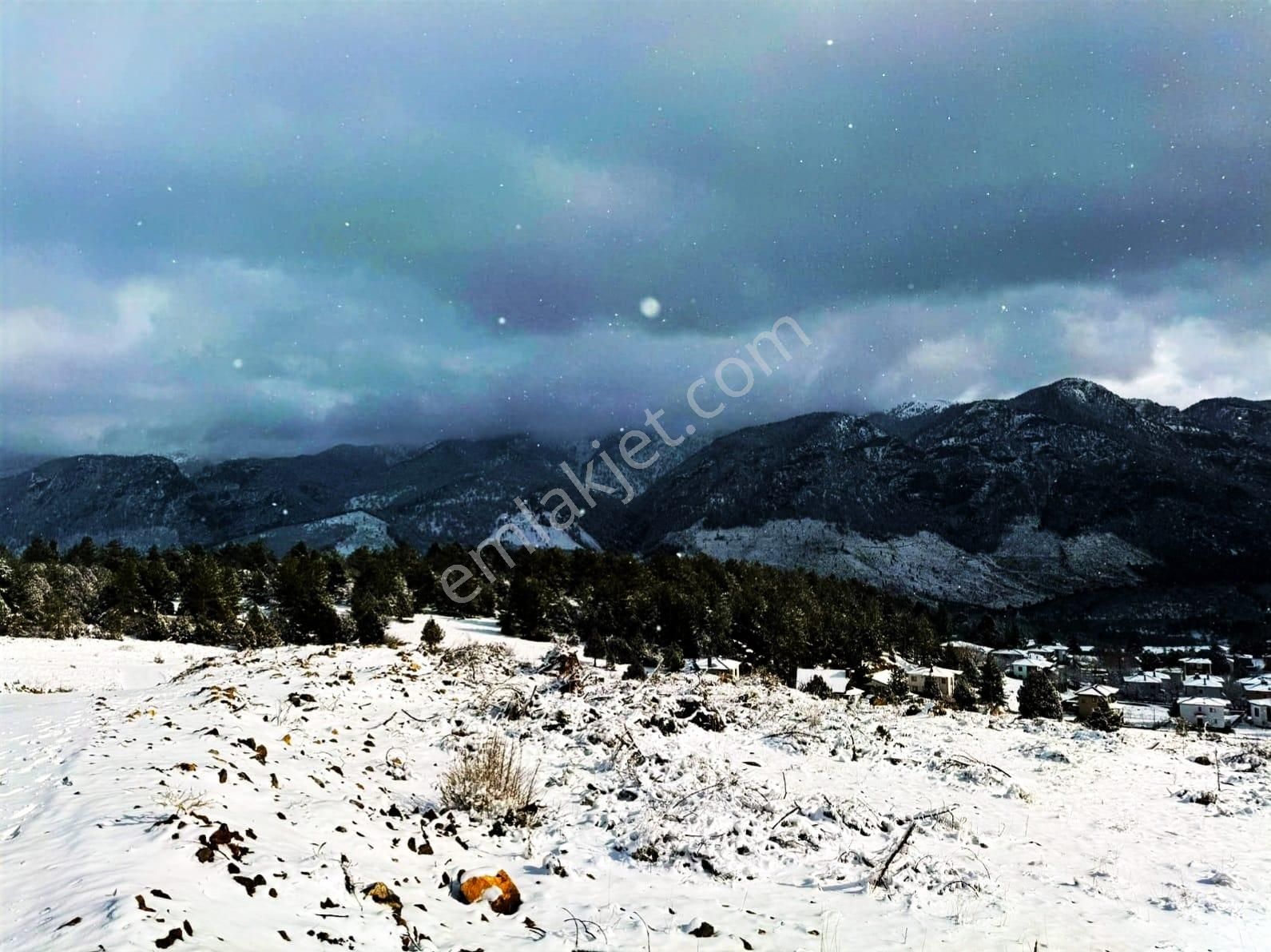 Pozantı Kar Emlaktan Alpu Yaylası Radar Yolunda Doğa Manzaralı İmralı İfrazlı 400 M2 Satılık Arsa - Görsel 2