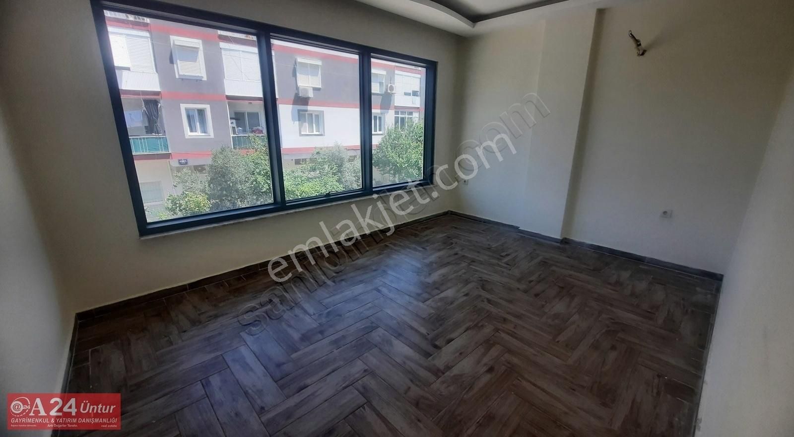 Urla Zeytinalanı Merkezi'nde Satılık 3+1 Denize Yakın Villa - Görsel 7