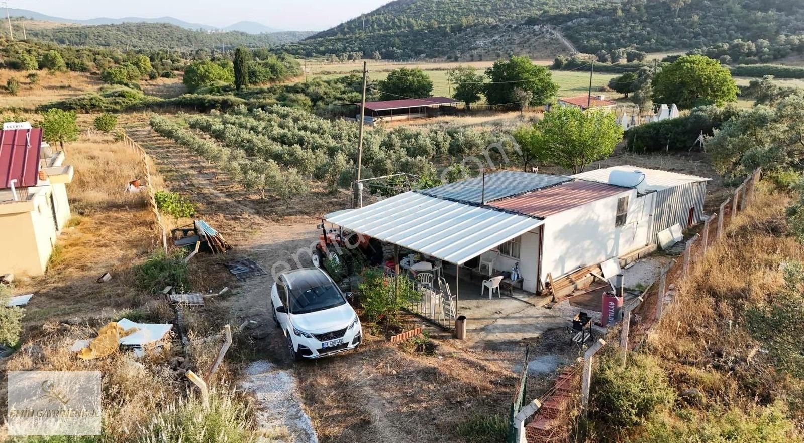 Kazıklıda İmara Yakın 5.585 M² Tarla, Ev Ve Ekipman Dahil - Görsel 3