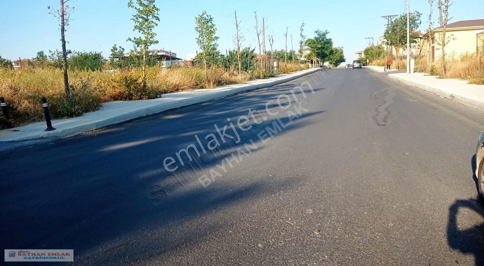 Acil Satılık 500 M2 Arsa Atatürk Caddesine Cepheli