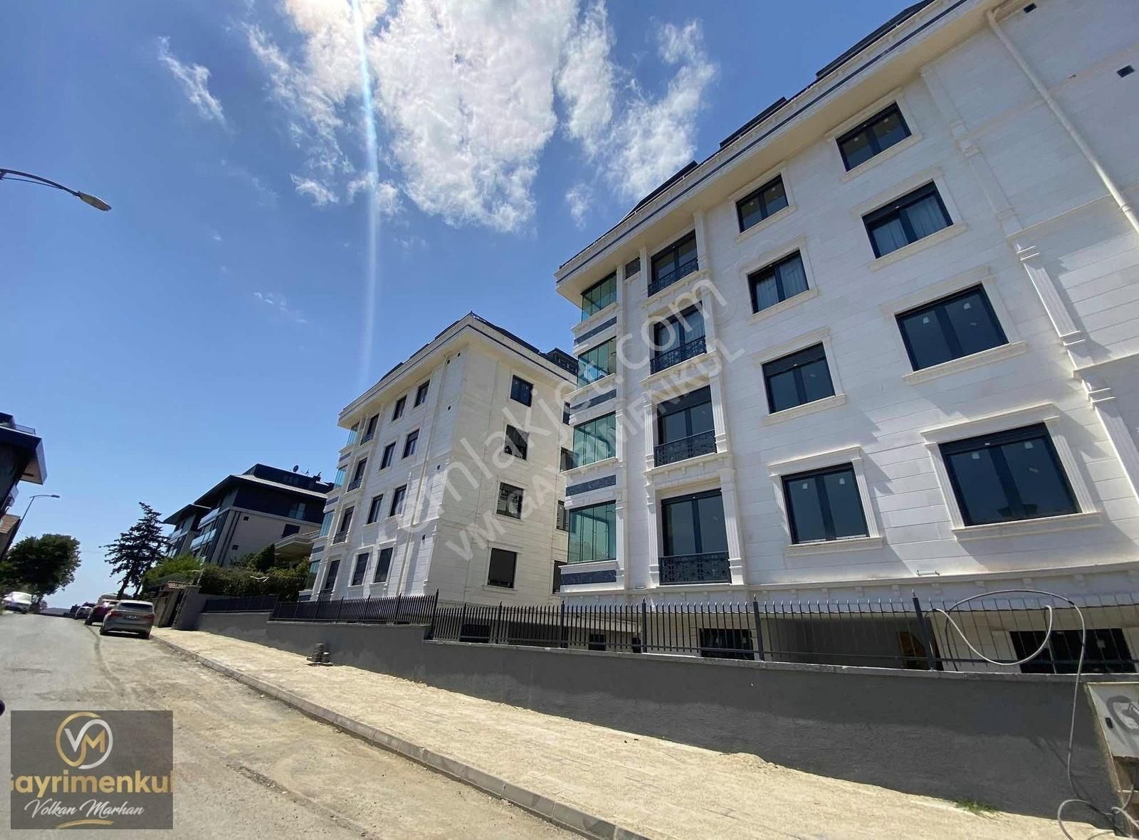 Çengelköyde Butik Sitede Lüks 4+1 Daire Fırsatı!