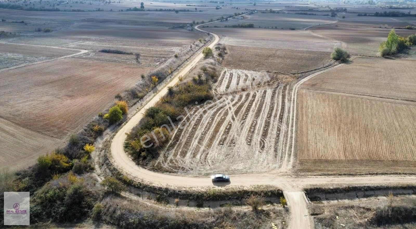 Real Estate Çatalca Emlaktan İnecede Fırsat Tarla