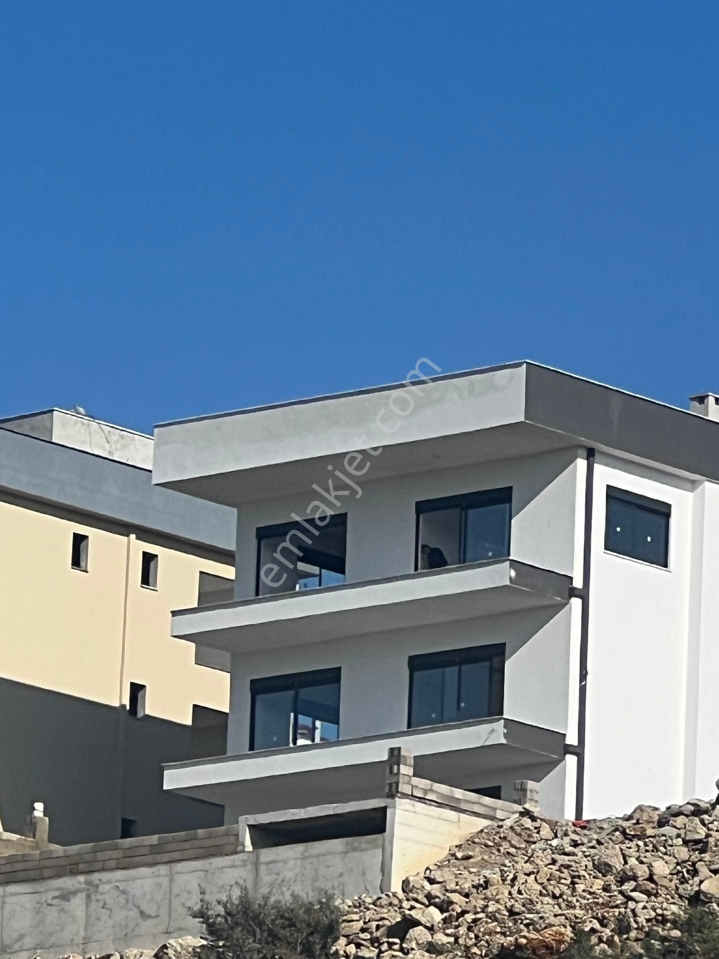 Alanya İncekum Esentepe Müstakil Yüzme Havuzlu - Görsel 2