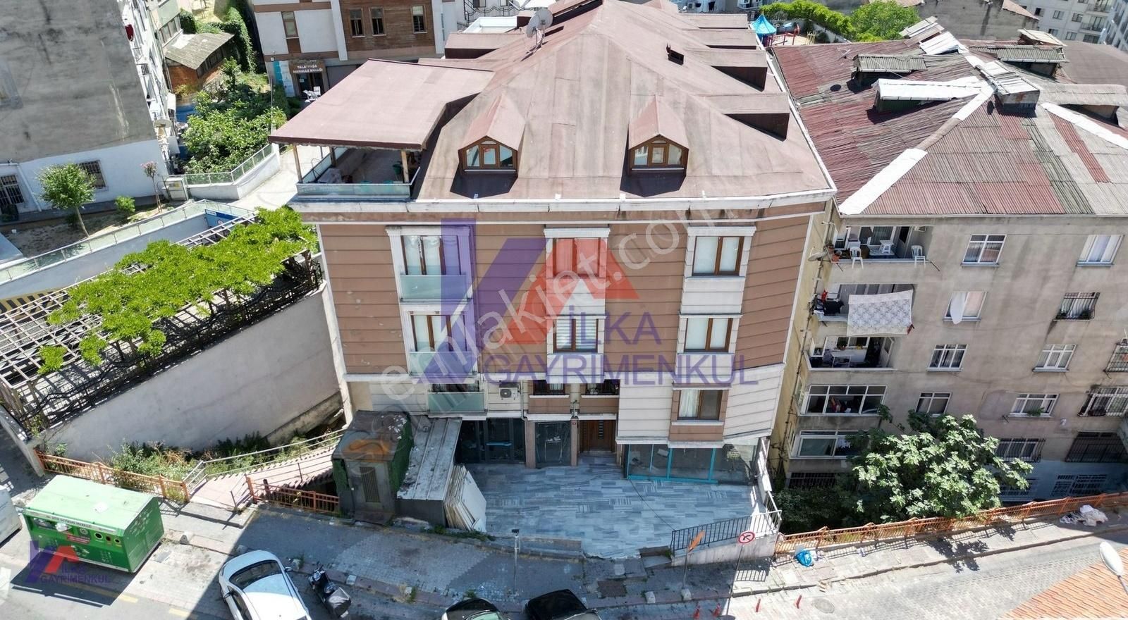 Kağıthane Talatpaşa Mh Yük Asansörlü Kiralık 200m2 Dükkan & Depo