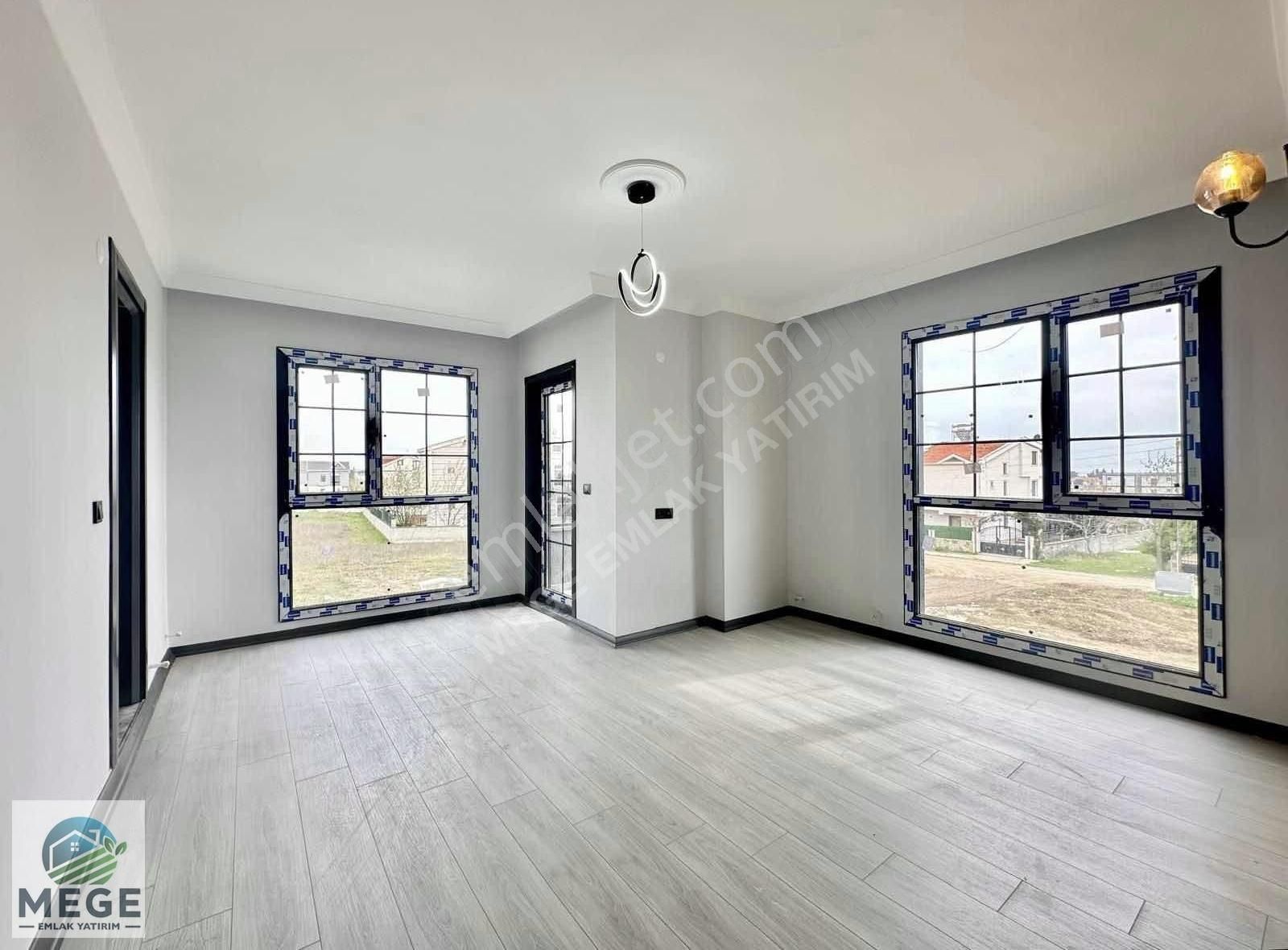 Mege'den Yeniçiftlikte Satılık 4+1 Yazlık Villa - Görsel 6