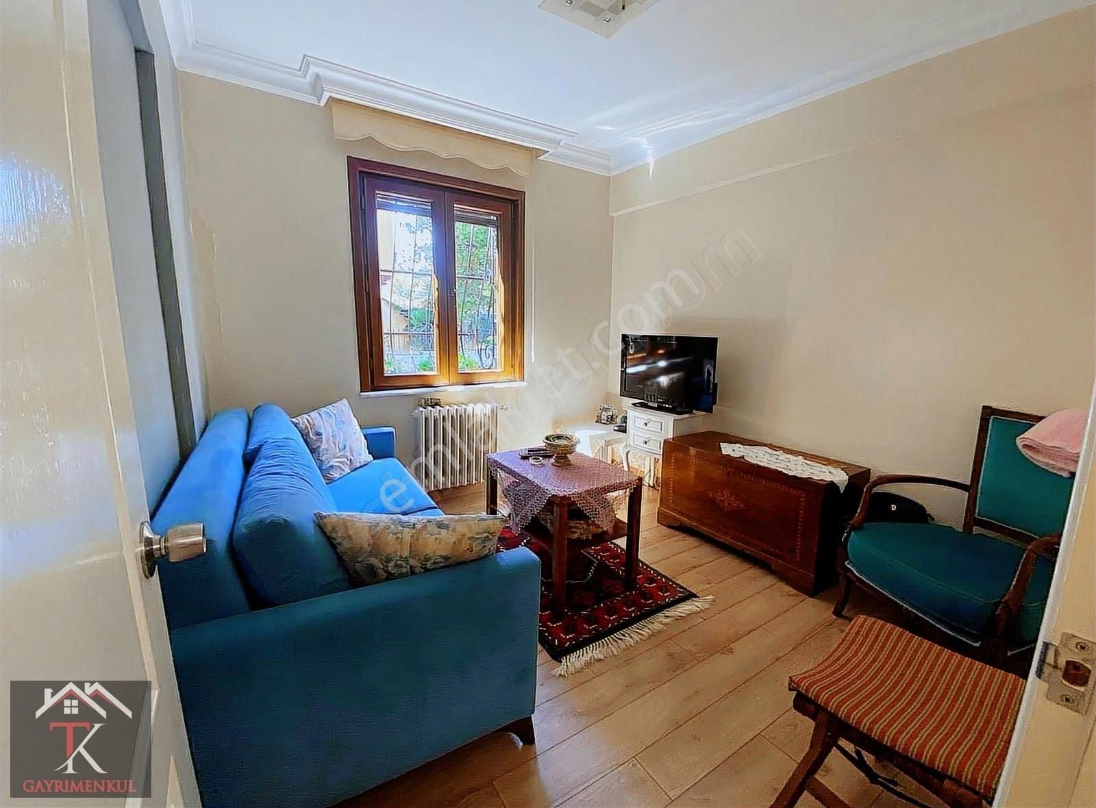 Tk'dan Üsküdar Salacakta Sahile Bir Paralelde Köşk Katında 4+1 - Görsel 7