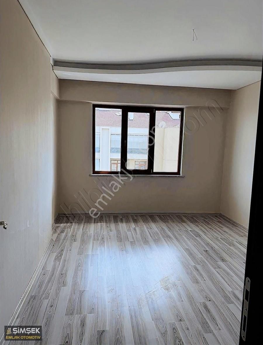 Meram Çeçenistan Caddesinde Geniş Ferah 3+1daire - Görsel 10