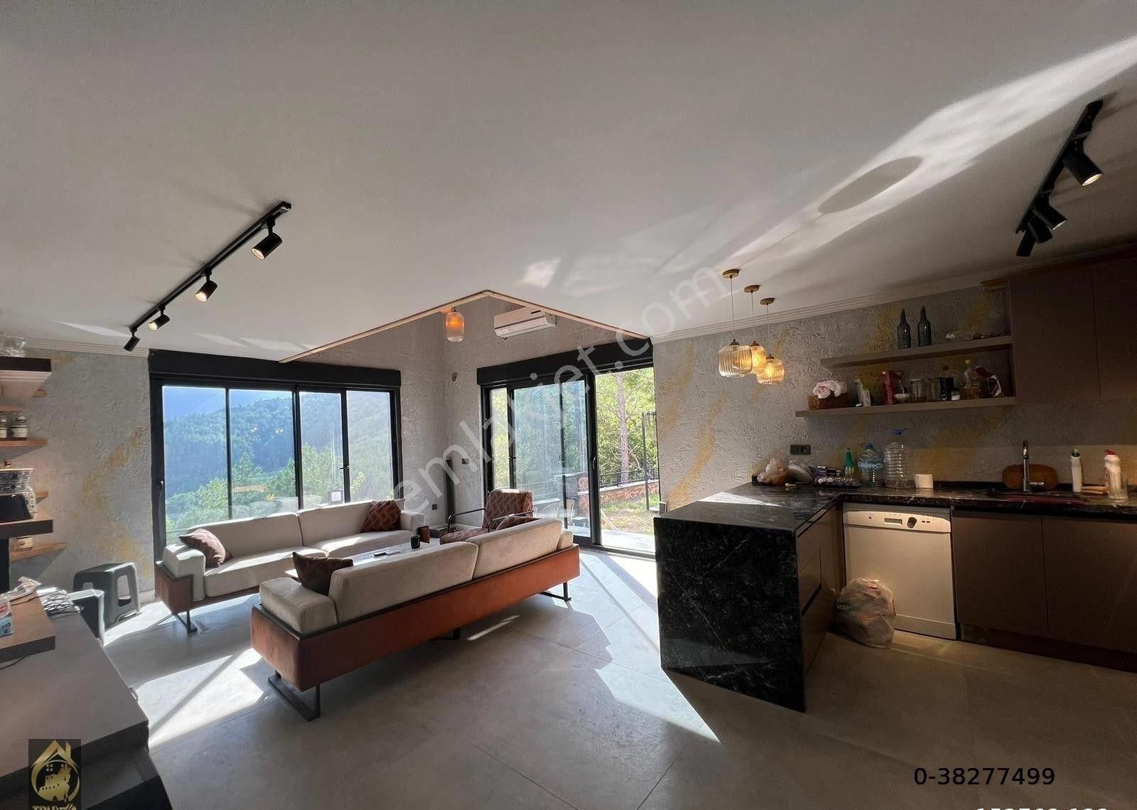Alanya Üzümlü’de 4.087 M² Bahçe Ve Eşyalı 2+1 Villa Satılık - Görsel 7