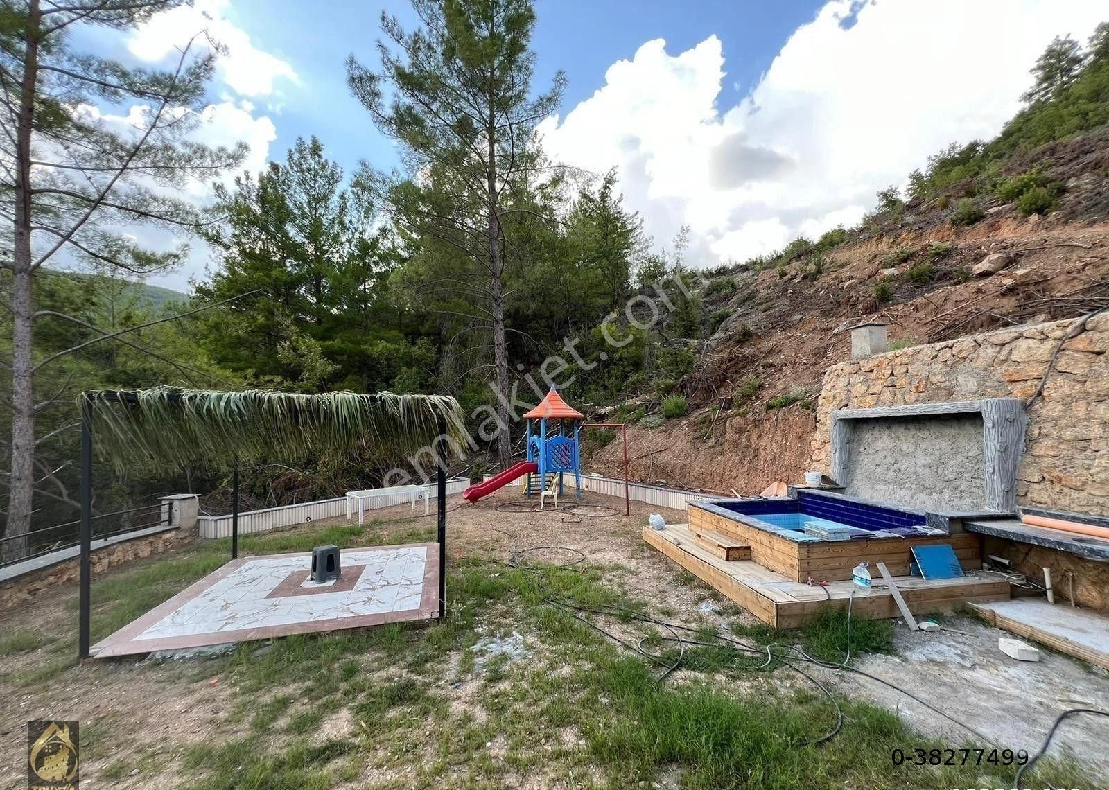 Alanya Üzümlü’de 4.087 M² Bahçe Ve Eşyalı 2+1 Villa Satılık - Görsel 16