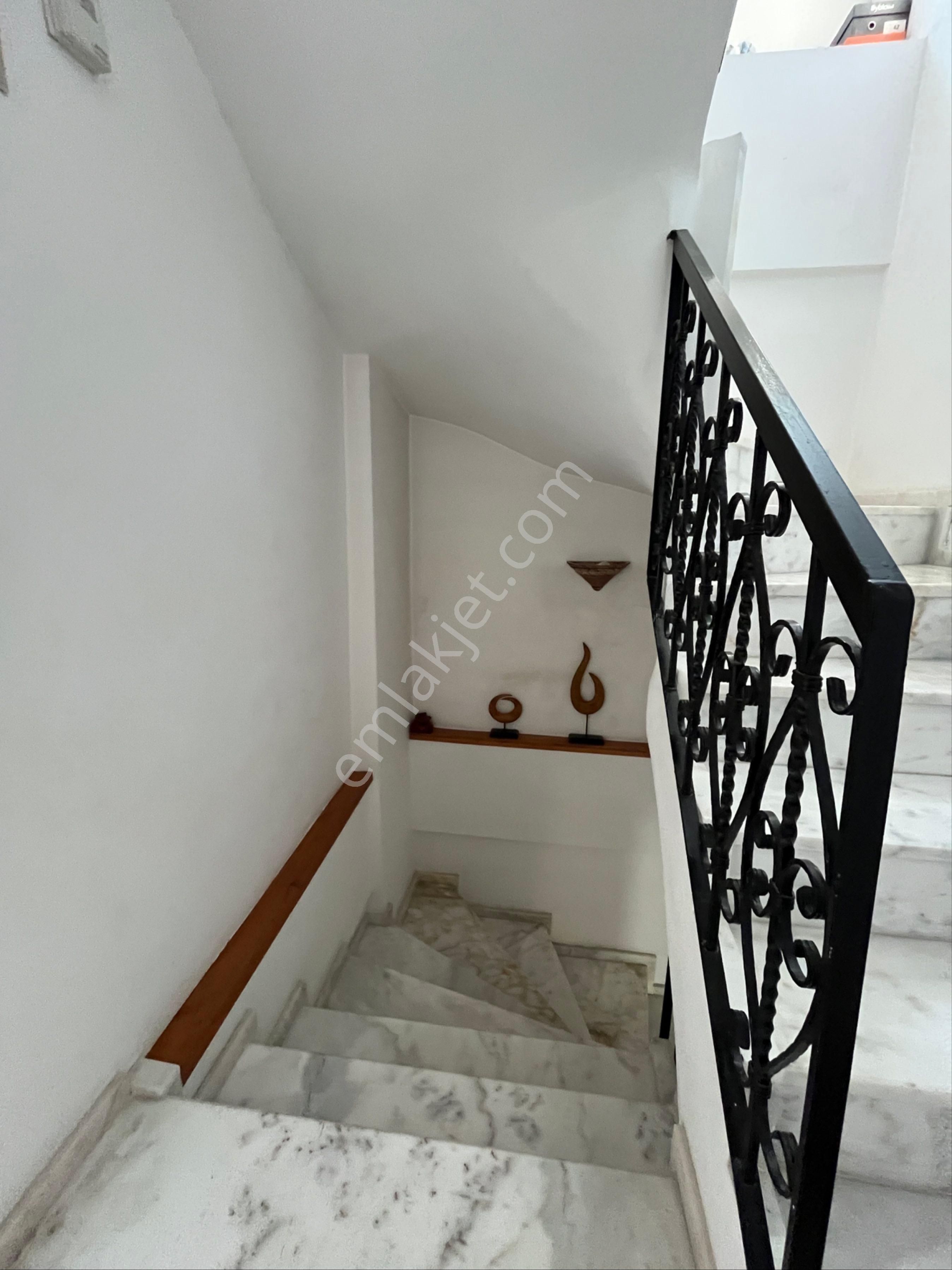 Fethiye Foça'da Satılık Müstakil 4+1 Tripleks Villa - Görsel 27