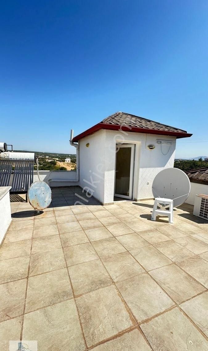 Yeşiltepede 808 Metre Arsa İçinde Köşe Havuzlu 4+1 Ebeveyn Banyolu Eşyalı Müstakil Villa - Görsel 2