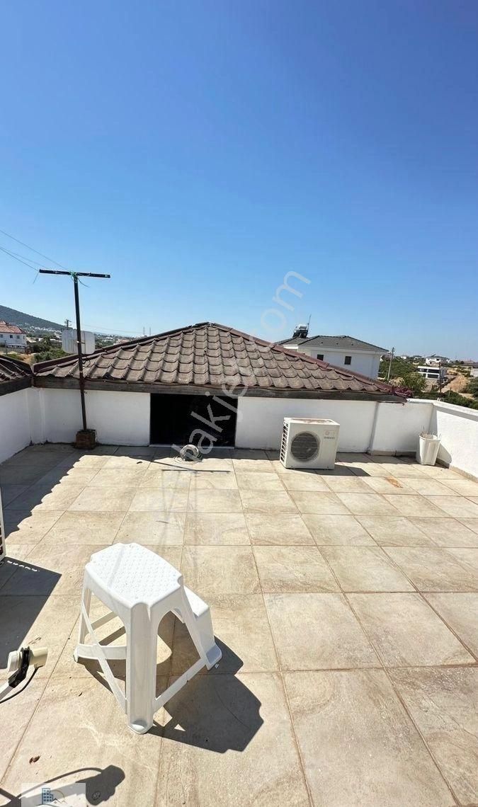 Yeşiltepede 808 Metre Arsa İçinde Köşe Havuzlu 4+1 Ebeveyn Banyolu Eşyalı Müstakil Villa - Görsel 7