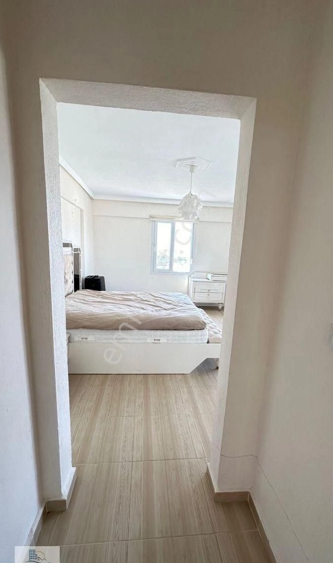 Yeşiltepede 808 Metre Arsa İçinde Köşe Havuzlu 4+1 Ebeveyn Banyolu Eşyalı Müstakil Villa - Görsel 4