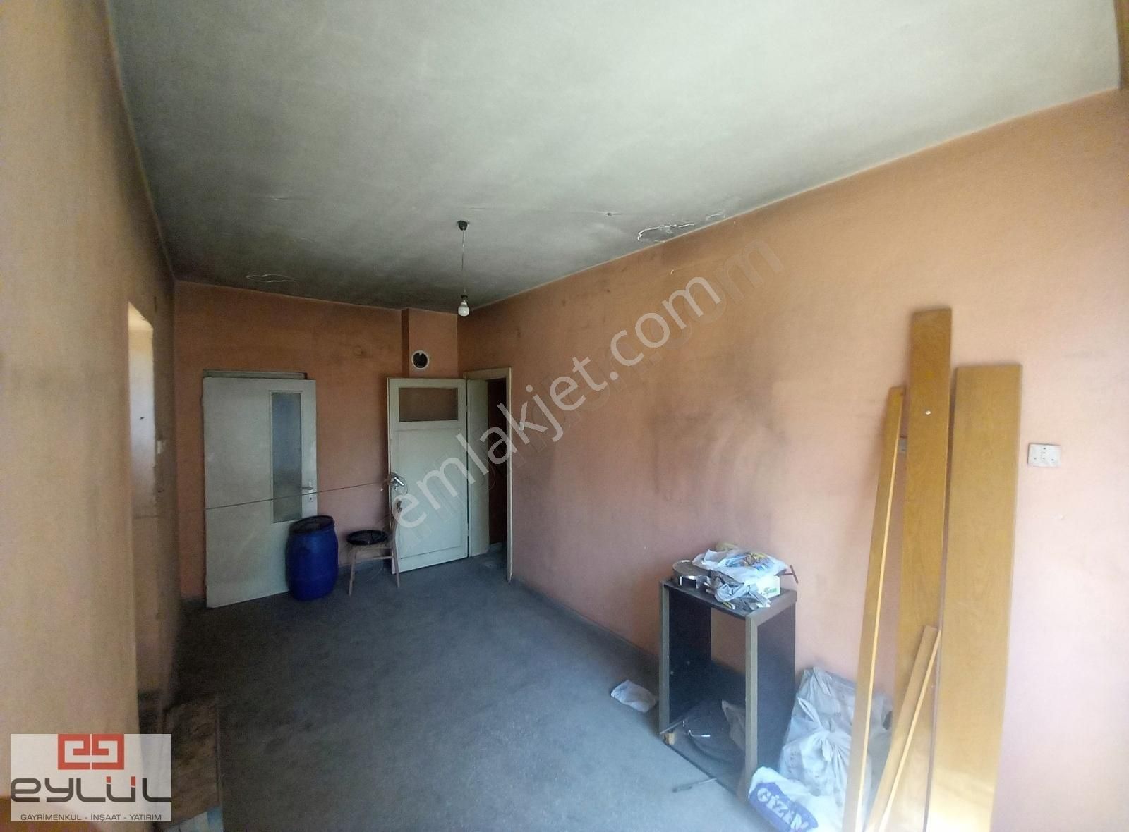 Eylül Gayrimenkül'den Kılıçarslan Mahallesin'de Satılık Daire - Görsel 9