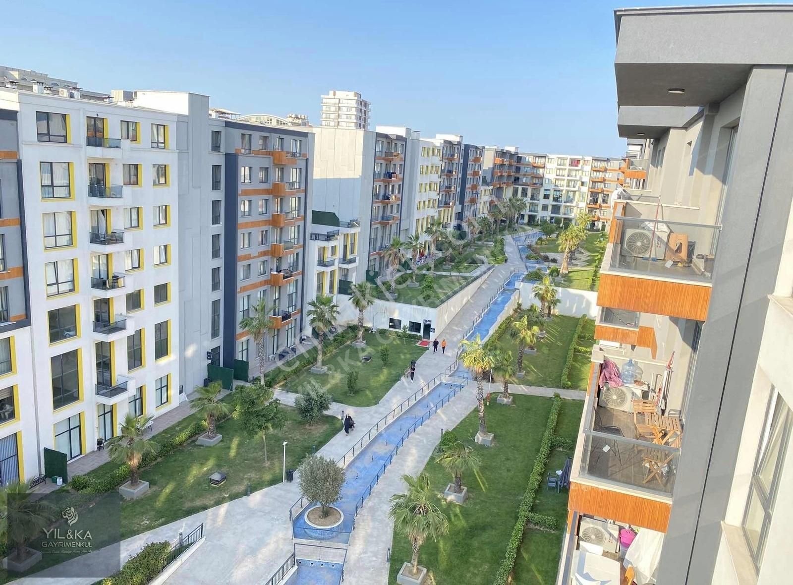 Esenyurt Radius Sitesinde Sosyal Olanaklı Kelepir 1+1daire