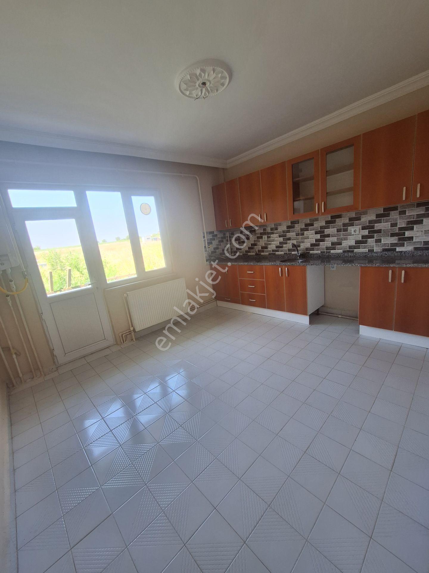 Kırklareli Merkez Bademlik Mahallesi 120 M2 Kiralık Daire - Görsel 5