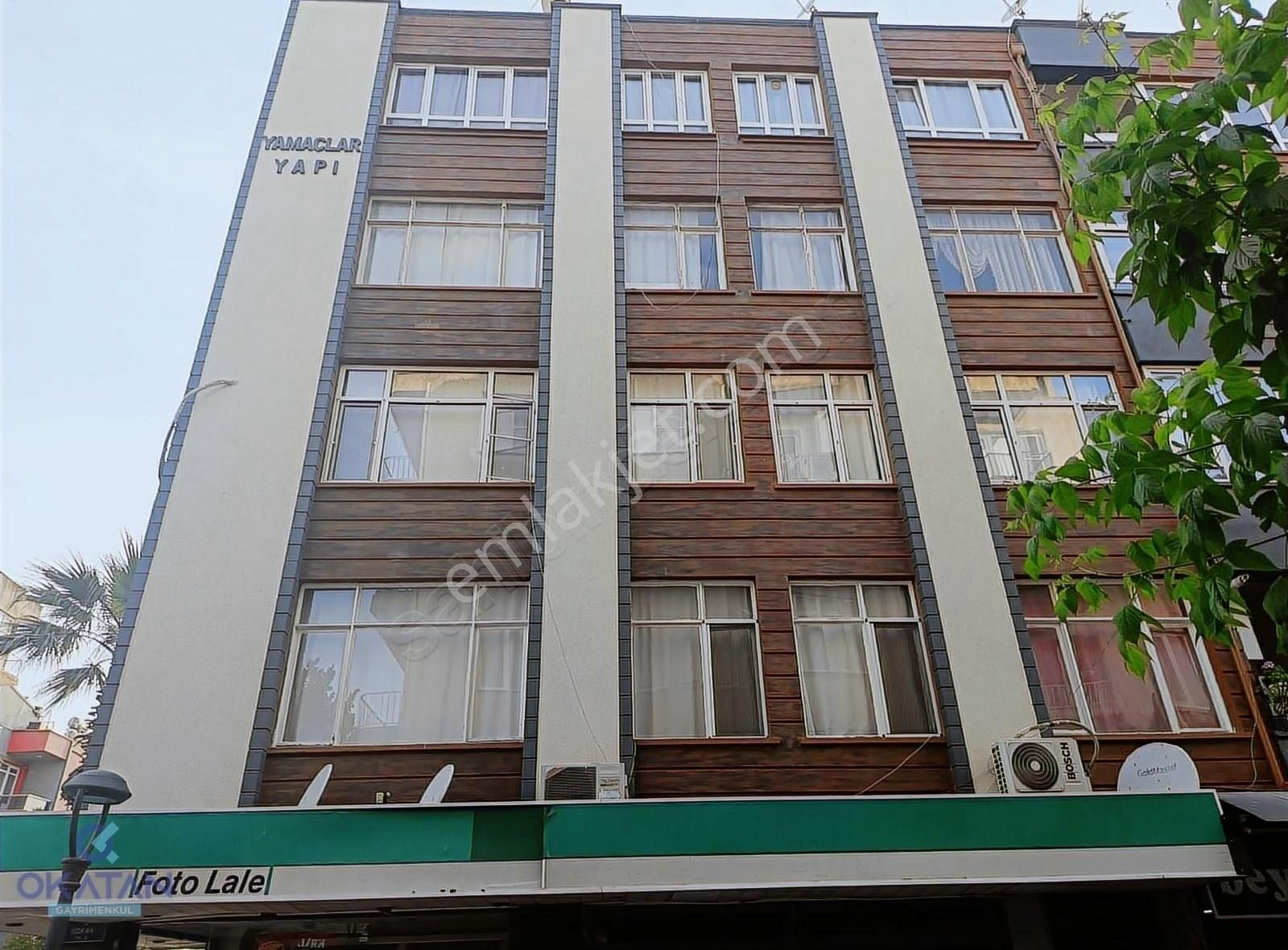 Akhisar Tahirün De 3+1 Satılık Köşe Daire