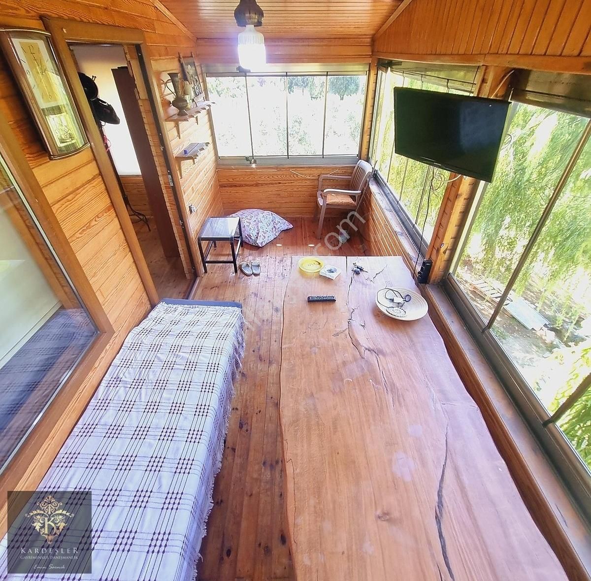 Mudanya Yalıçiftlikte Deniz Ve Doğa Manzaralı Satılık Bağ Evi - Görsel 13