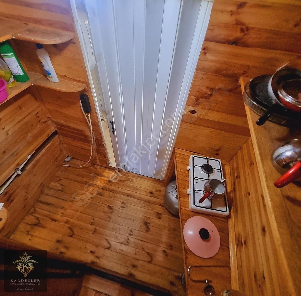 Mudanya Yalıçiftlikte Deniz Ve Doğa Manzaralı Satılık Bağ Evi - Görsel 4