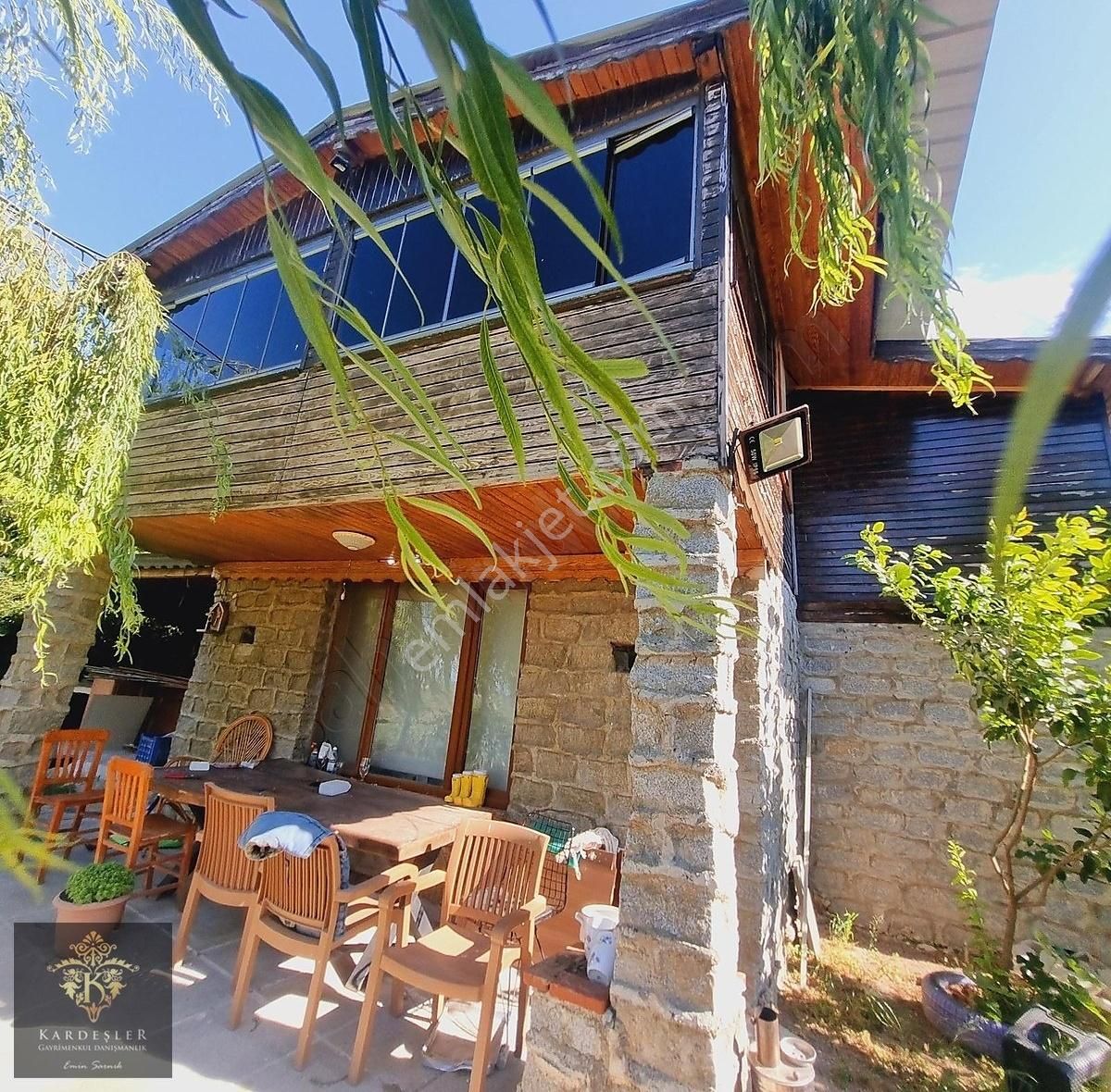 Mudanya Yalıçiftlikte Deniz Ve Doğa Manzaralı Satılık Bağ Evi - Görsel 26