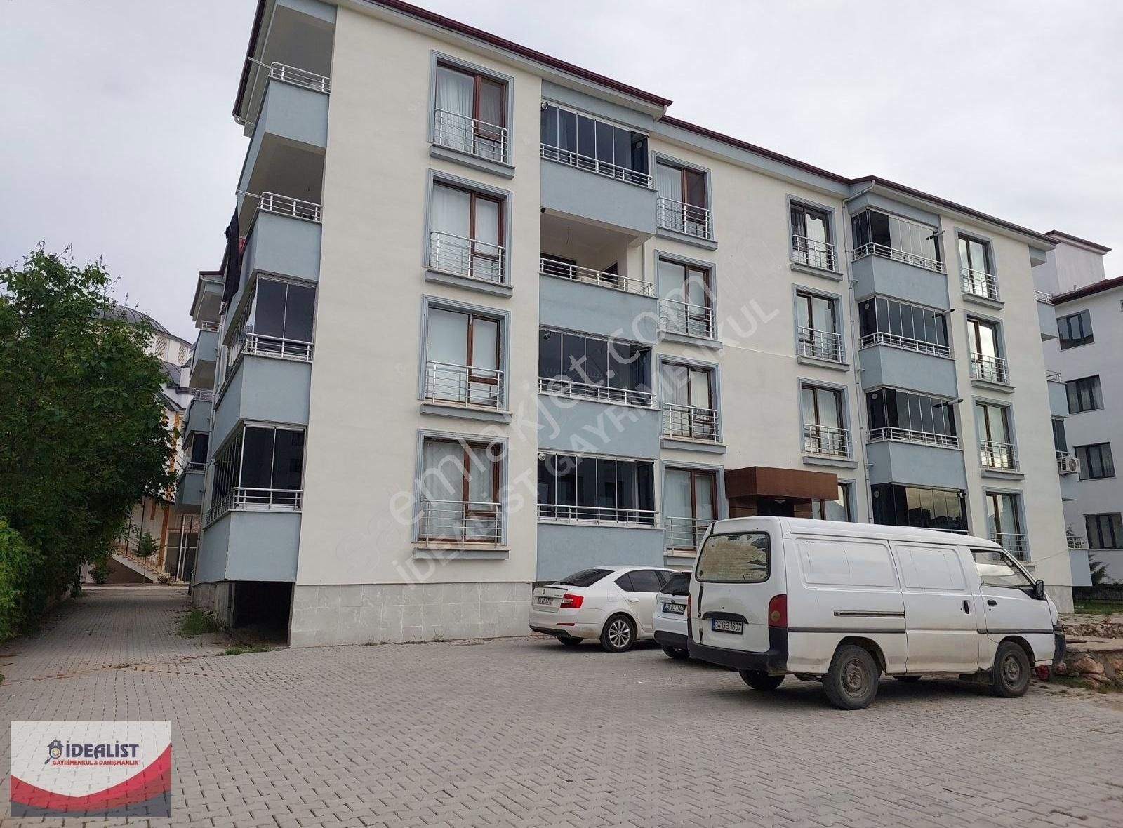 İdealist Gayrimenkulden Ataşehir Mh.kaçırılmayacak Lüks 3+1 Ev