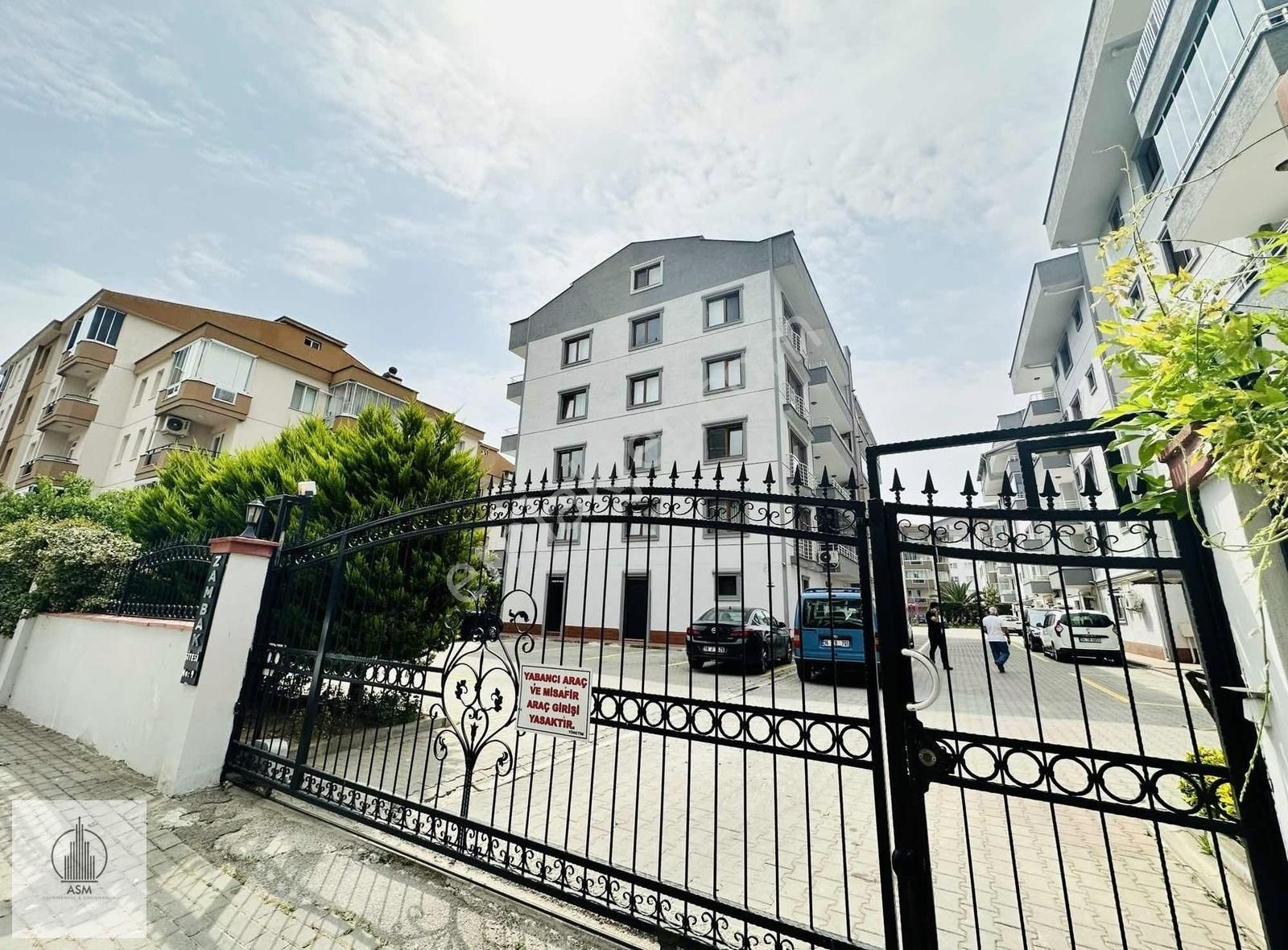 Asm Gayrimenkulden Altınşehir Mahallesinde Arakat 3+1 Daire