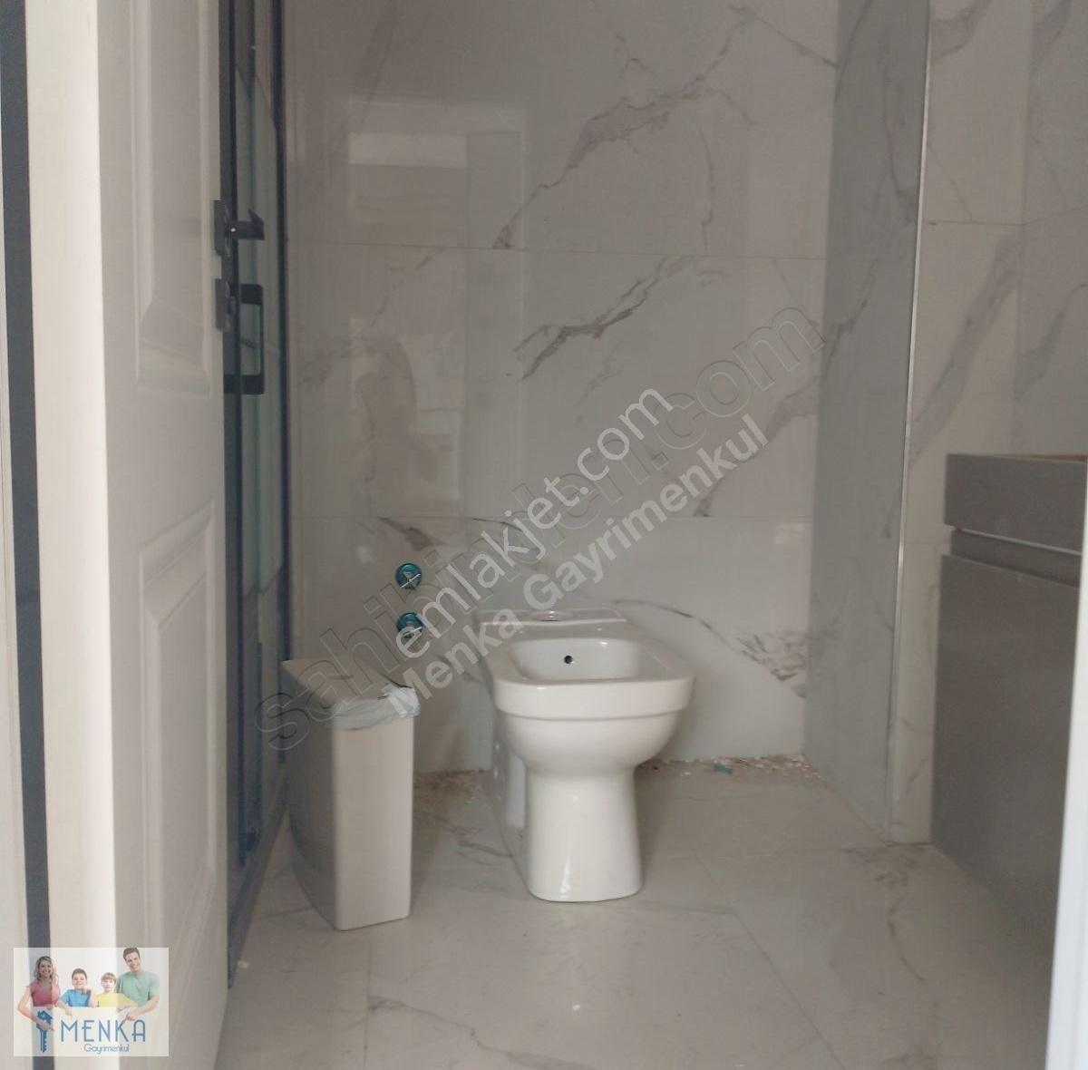 Manisa Muradiye Kapalı Pazar Yeri Arkası Havuzlu Sıfır Daire - Görsel 3
