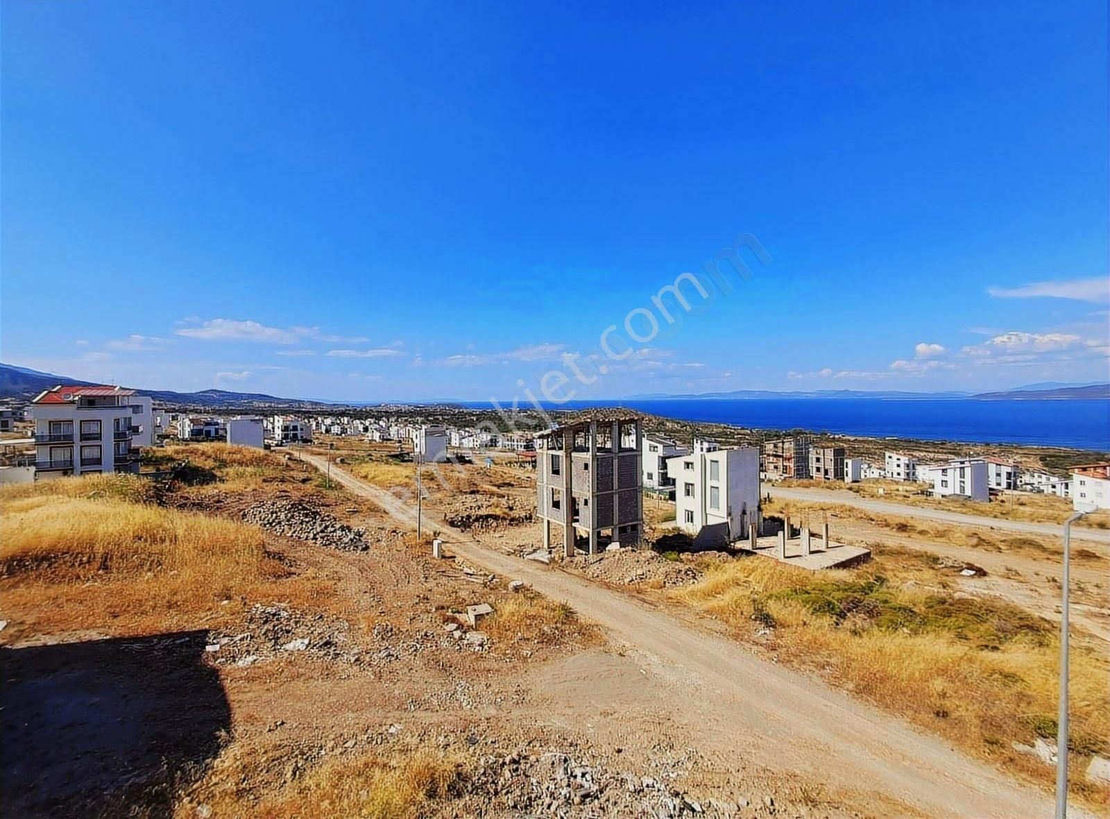 Mordogan Kamukentte İkiz Vılla Imarlı545 M2 Denız Manzaralı Arsa