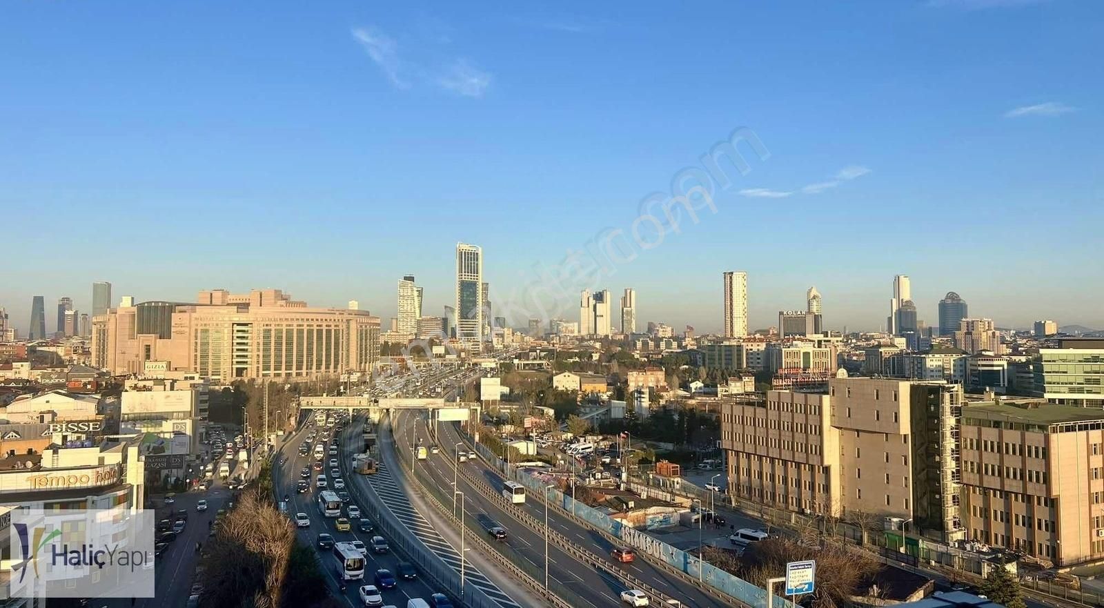 Via E-5 Residence Şehir Manzaralı 1+1 Satılık Daire