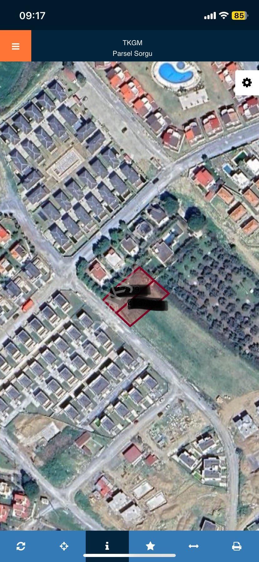 Dünya Emlaktan Satılık 3 Villalık Önü Açık 1055m2 Arsa