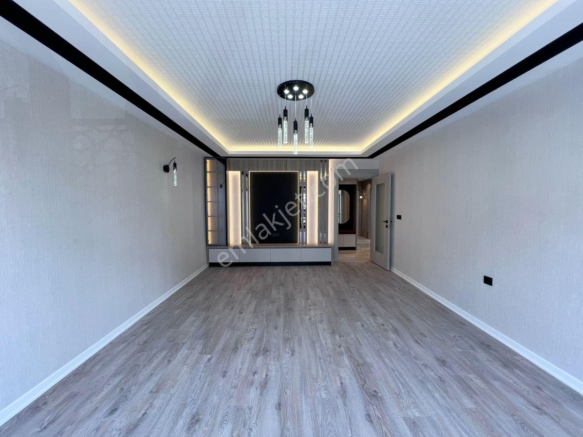 Öz Maşallah'tan Merkezi Konumda Ful Yapılı Sıfır 3+1 Daire - Görsel 22