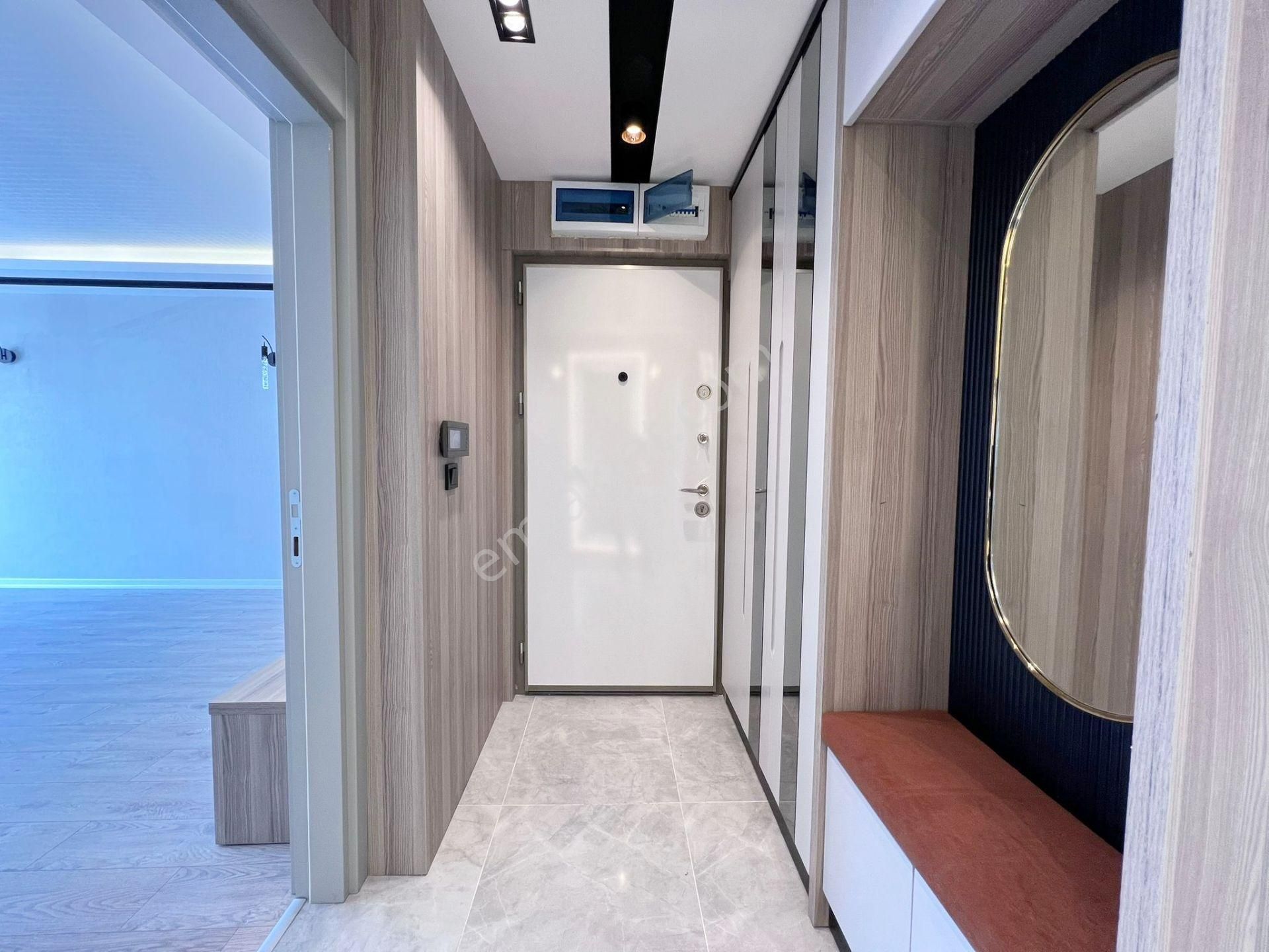 Öz Maşallah'tan Merkezi Konumda Ful Yapılı Sıfır 3+1 Daire - Görsel 8