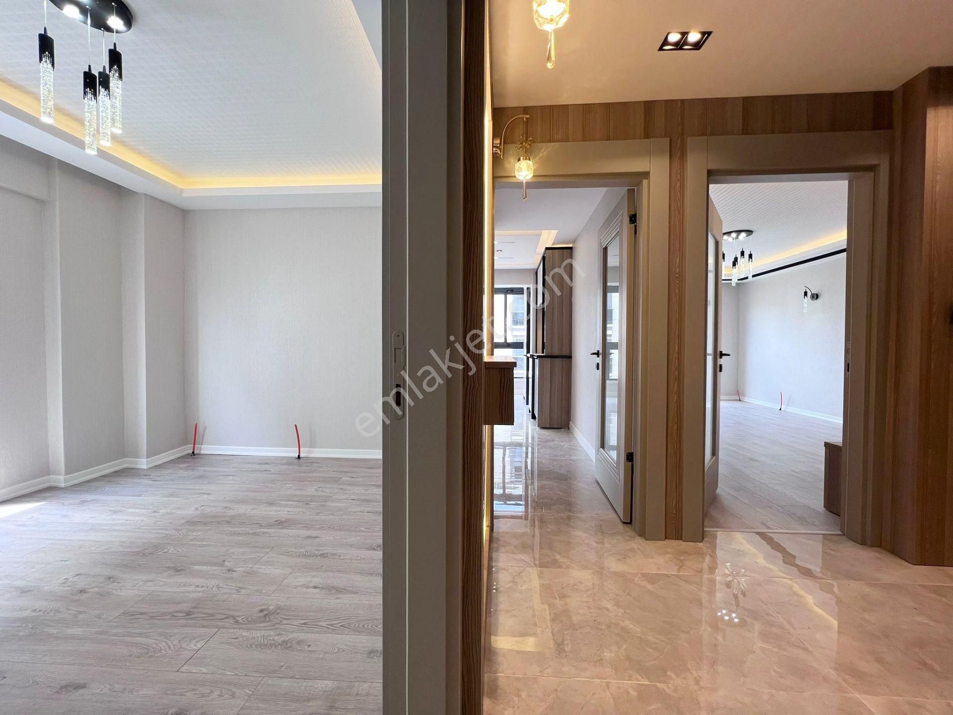 Öz Maşallah'tan Merkezi Konumda Ful Yapılı Sıfır 3+1 Daire - Görsel 16