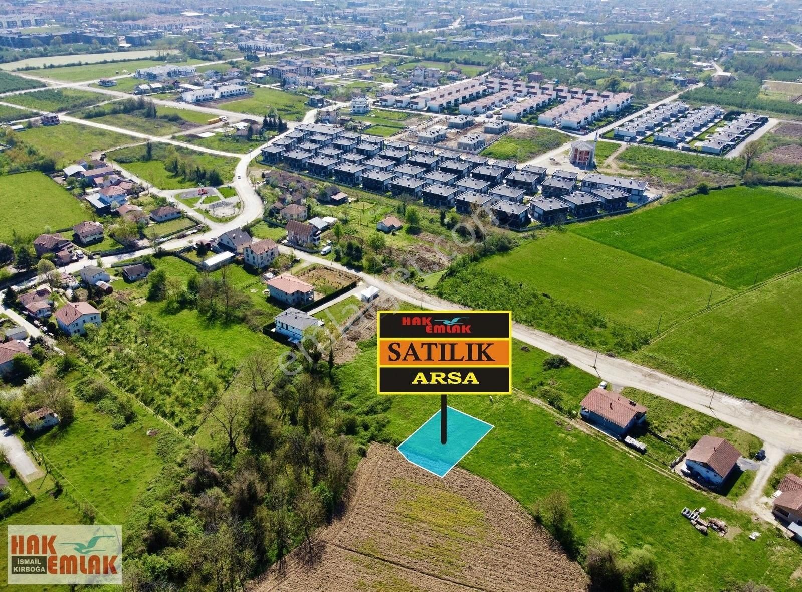 Hak Emlak'tan Sarayyeri Villa Yapımına Uygun Satılık 500 M² Arsa