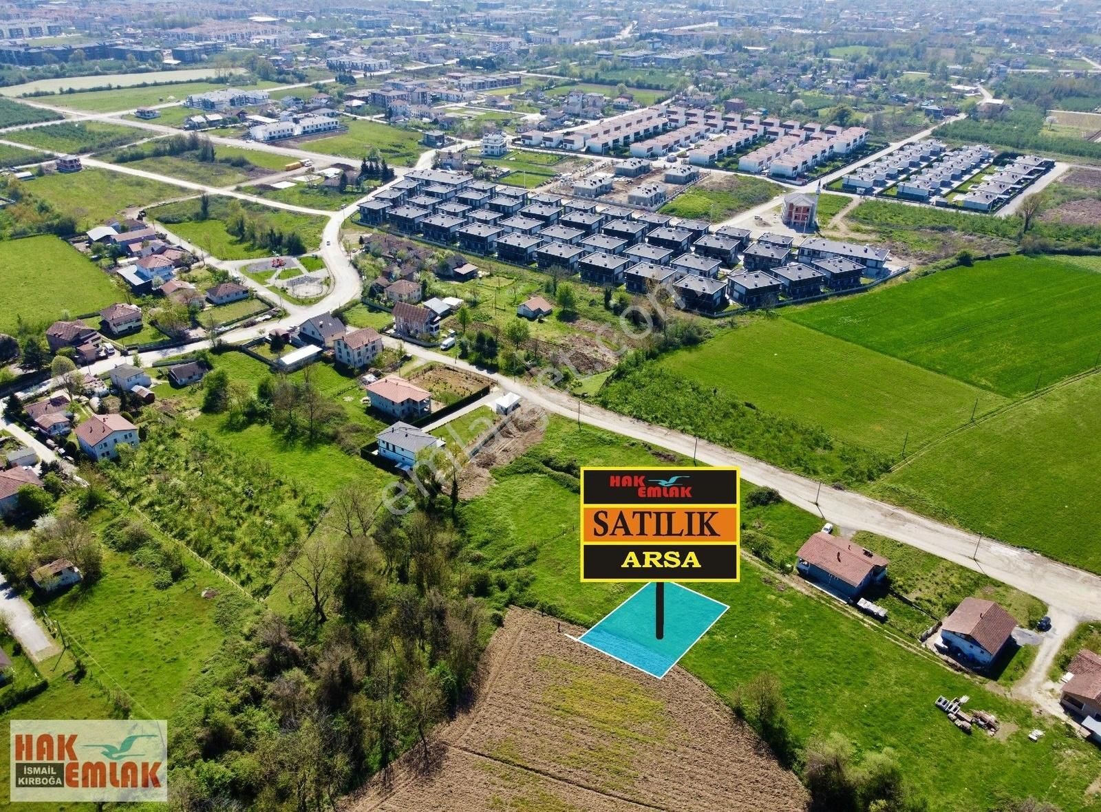 Hak Emlak'tan Sarayyeri Villa Yapımına Uygun Satılık 433 M² Arsa