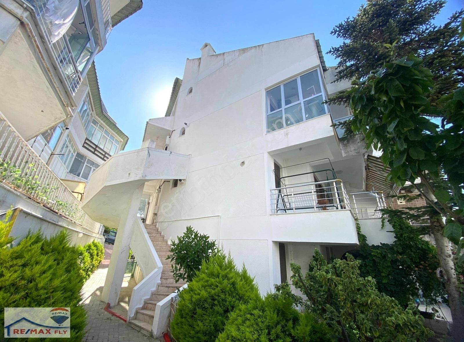 Tatil Köyünde Fırsat! Havuzlu, Deniz Manzaralı 3 Teraslı Dubleks - Görsel 22