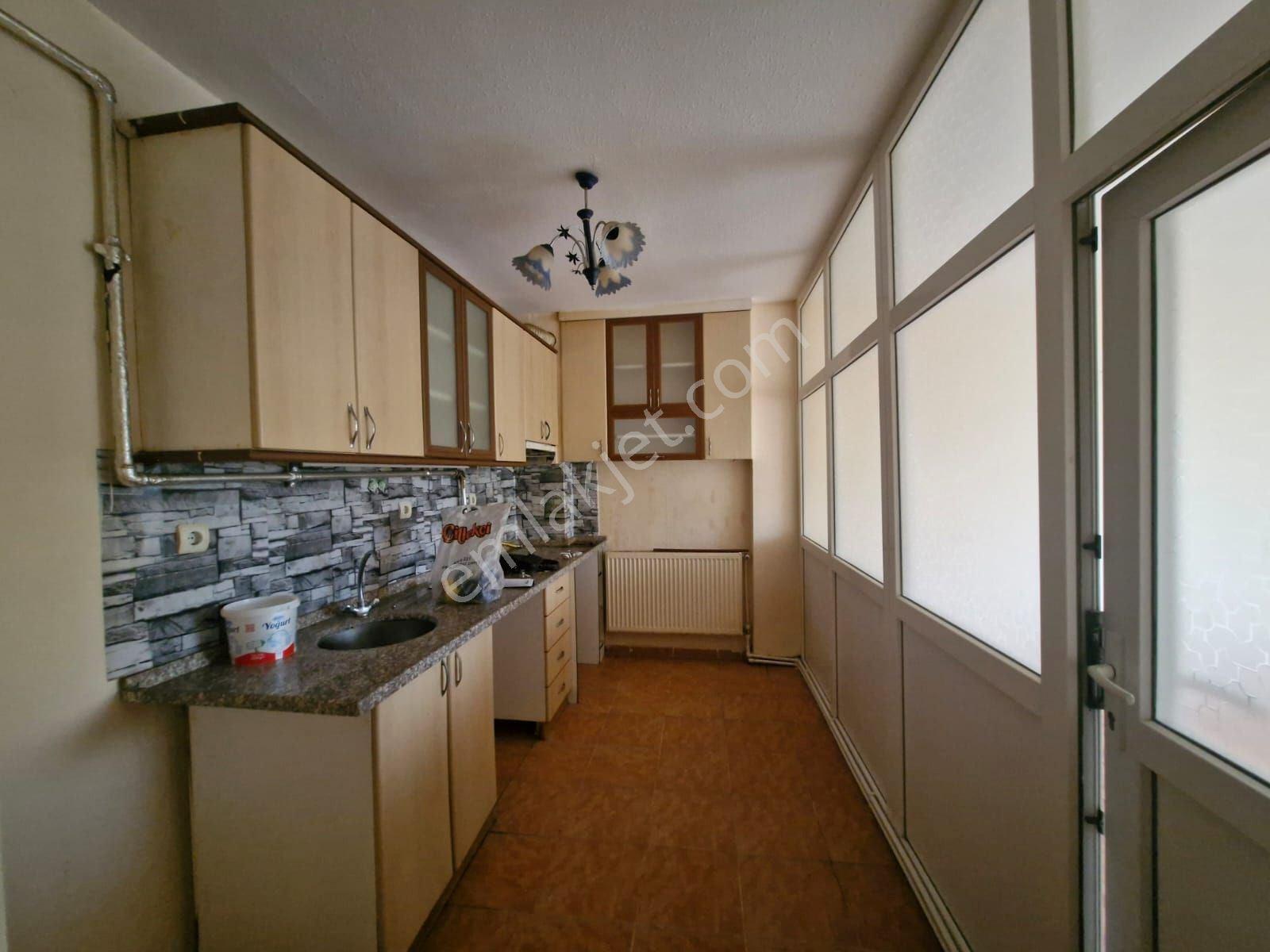 Akkent Mahallesi Toki Konutlarında Bakımlı 1+1 Daire - Görsel 15