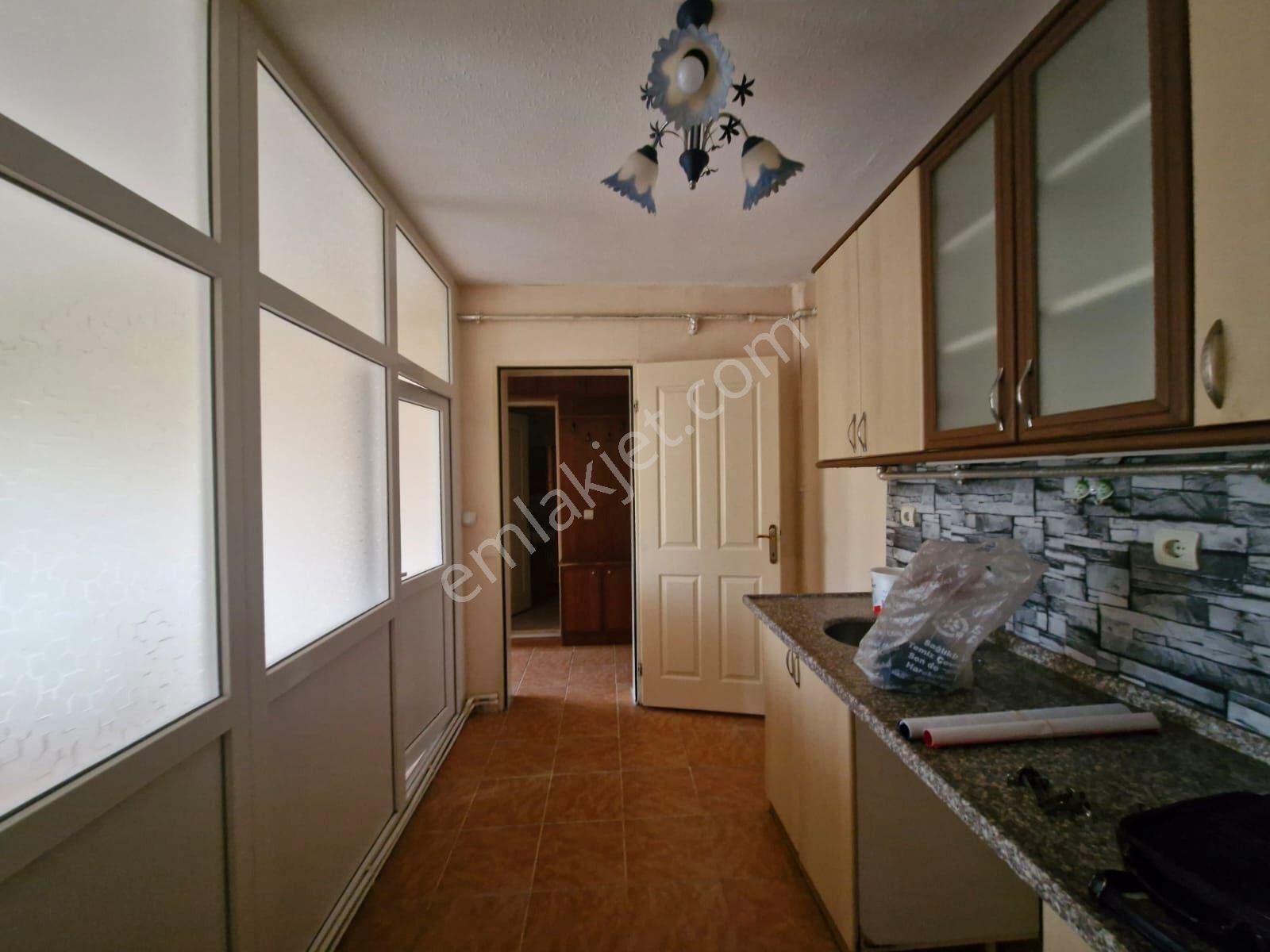 Akkent Mahallesi Toki Konutlarında Bakımlı 1+1 Daire - Görsel 13