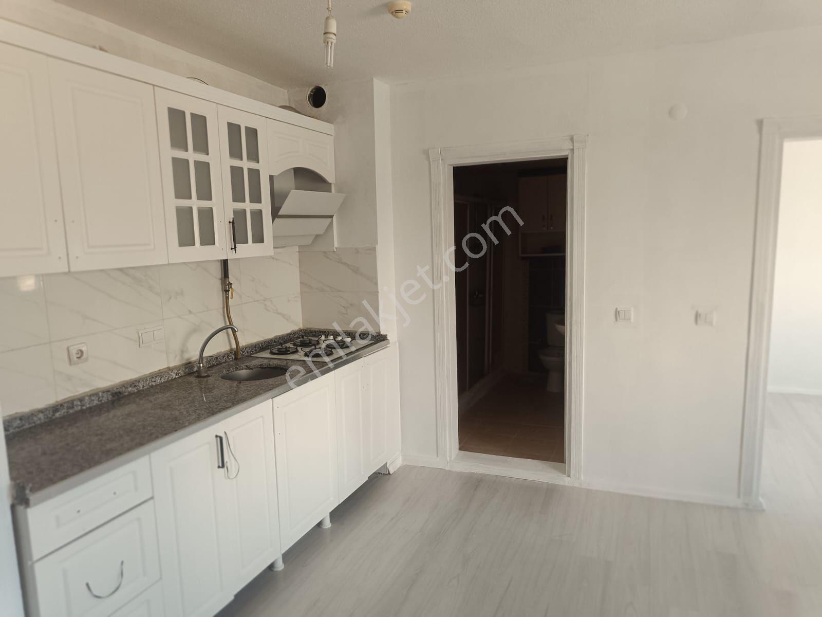 Ççıra Mah Dar Gelir Tokilerde Bulvar Üzeri Kiralık 1+1 Yapılı Daire - Görsel 8