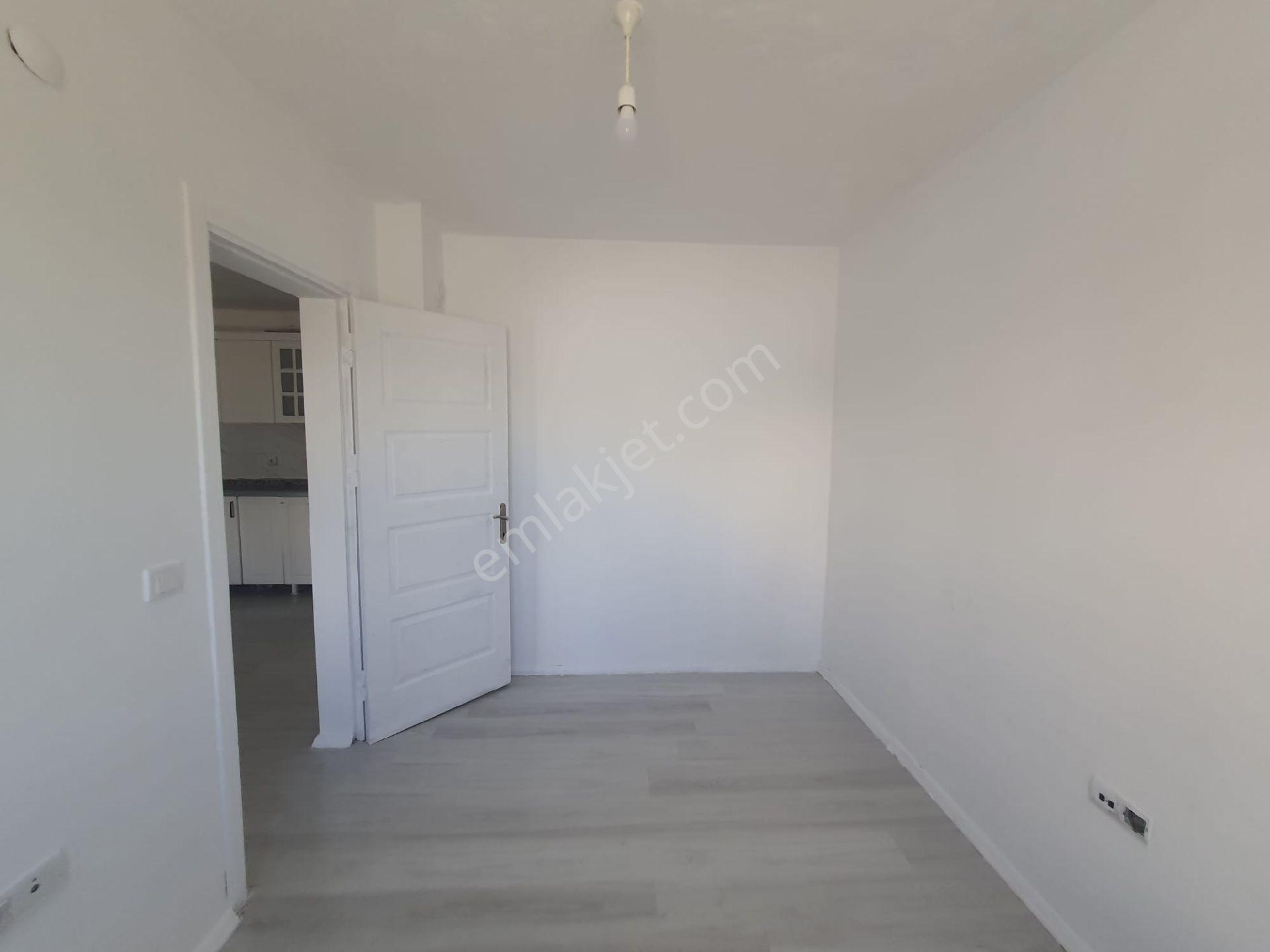 Ççıra Mah Dar Gelir Tokilerde Bulvar Üzeri Kiralık 1+1 Yapılı Daire - Görsel 24