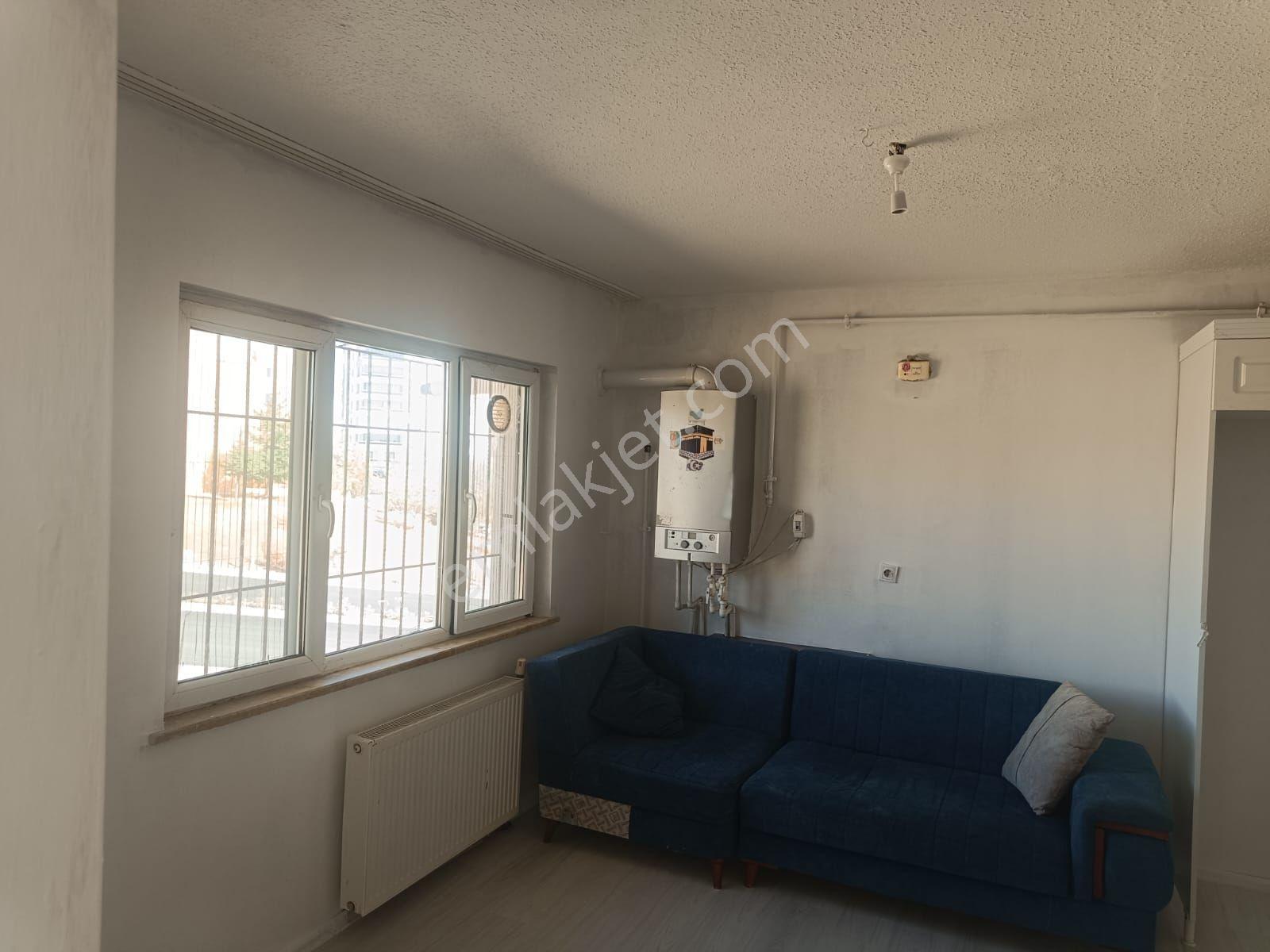 Ççıra Mah Dar Gelir Tokilerde Bulvar Üzeri Kiralık 1+1 Yapılı Daire - Görsel 10