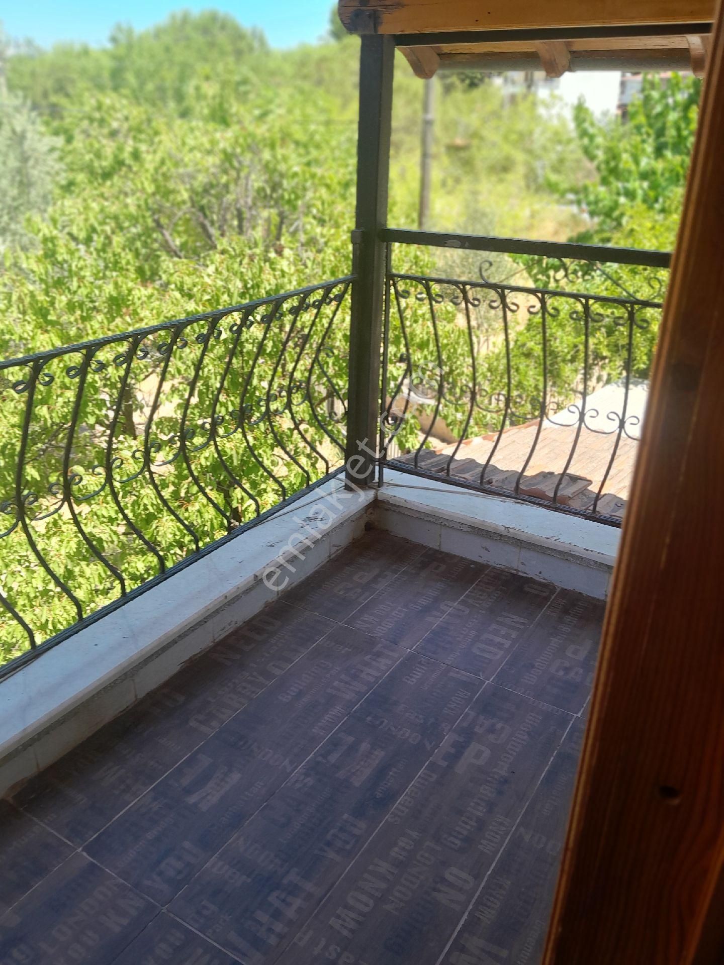 Aysden Cumhuriyette Satiılık Villa - Görsel 3