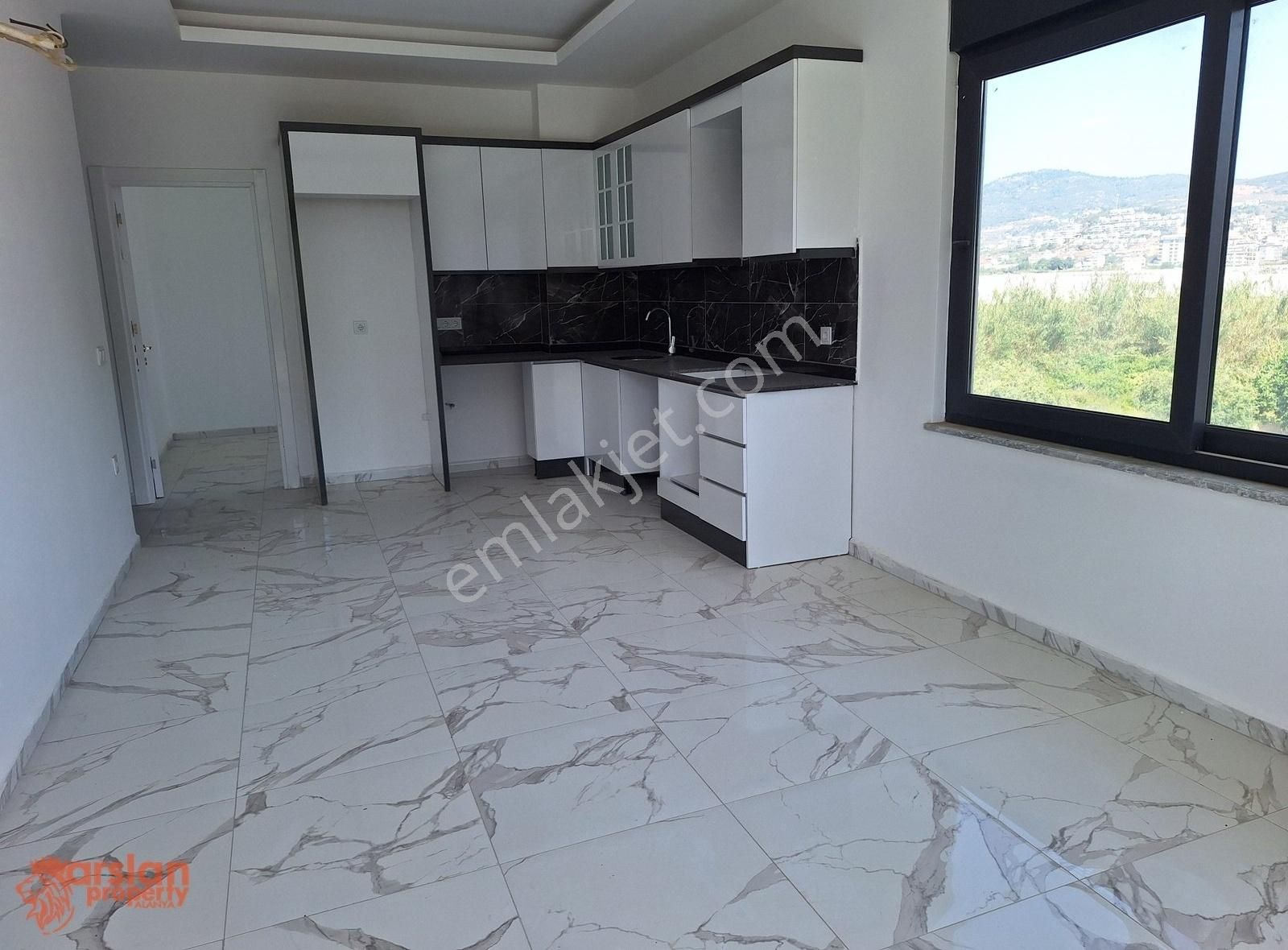 Deniz Yakın Yazlık Daire İsteyene Demirtaşta 1+1