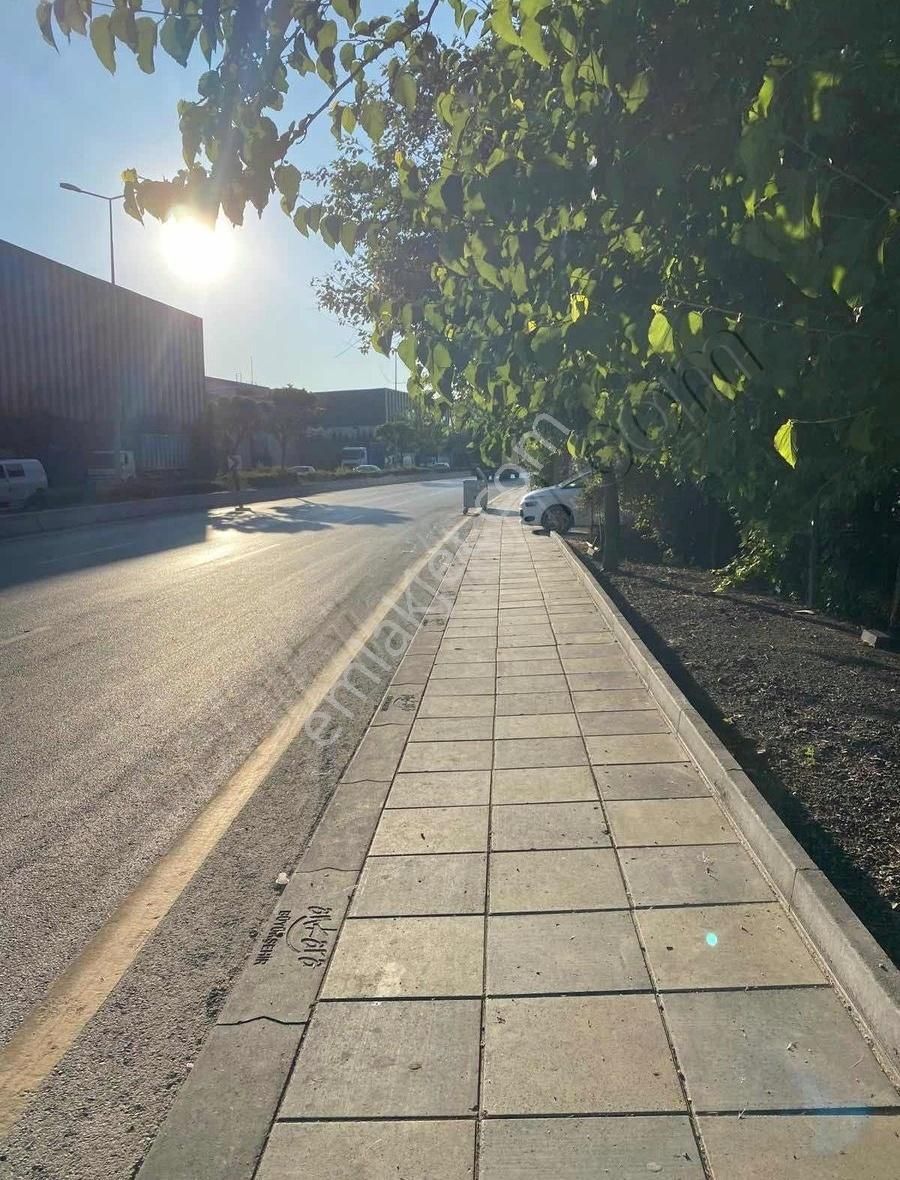 Yakacık Bulvarda 1 Villa Fiyatına 3 Daireli Müstakil Bina - Görsel 8