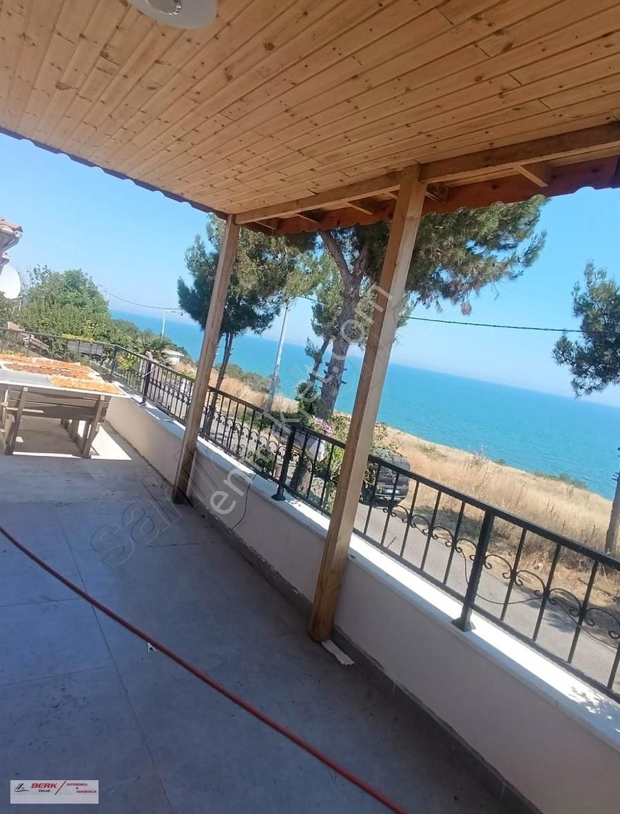 Tekirdağ Süleymanpaşa Bahçelievlerde Satılık Denize Sıfır Villa - Görsel 10