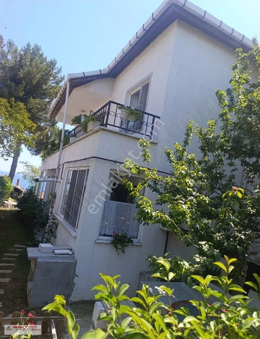 Tekirdağ Süleymanpaşa Bahçelievlerde Satılık Denize Sıfır Villa - Görsel 15