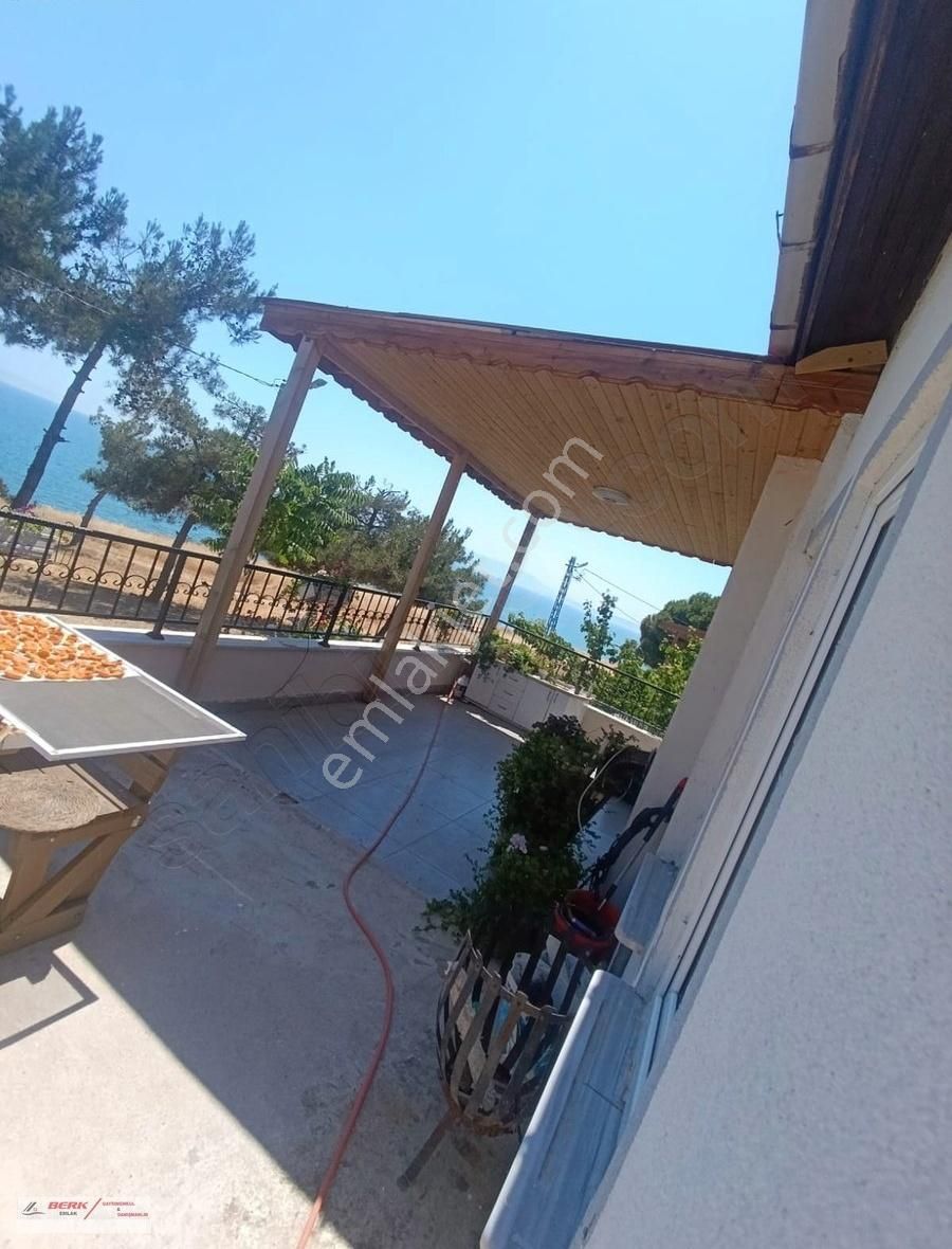 Tekirdağ Süleymanpaşa Bahçelievlerde Satılık Denize Sıfır Villa - Görsel 27