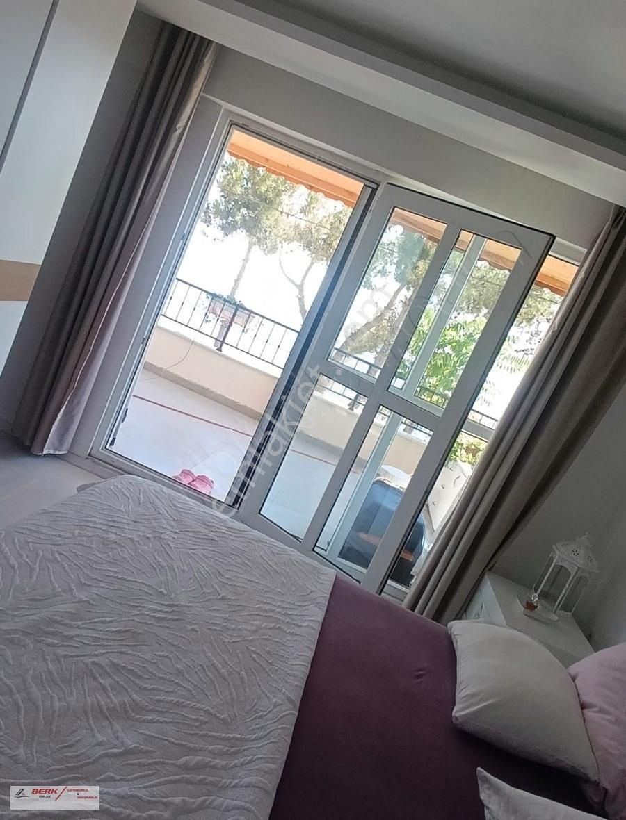 Tekirdağ Süleymanpaşa Bahçelievlerde Satılık Denize Sıfır Villa - Görsel 21