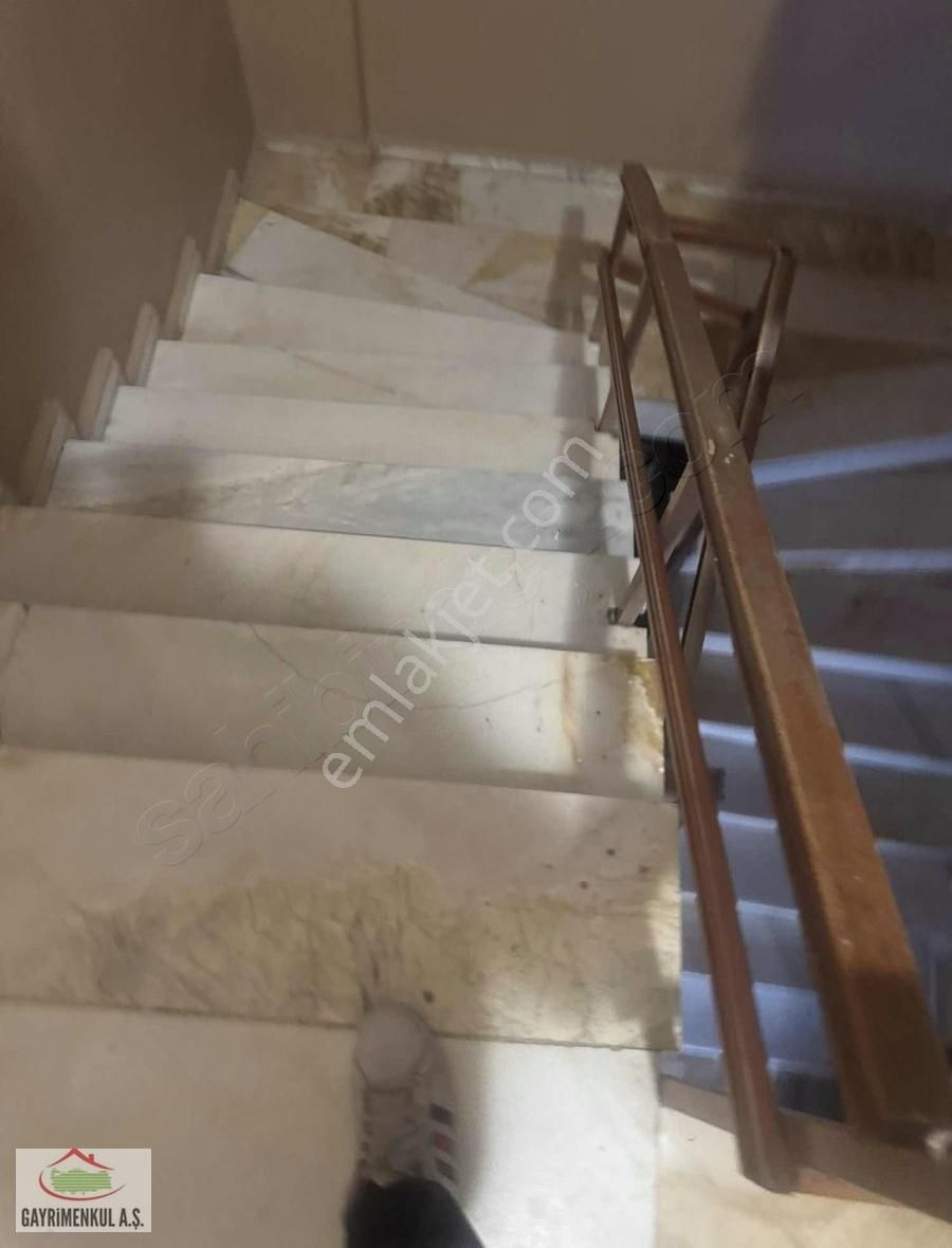 Sırmalar Kutlu Park Çevresinde 3+1 Önü Kapanmaz Üst Kat Daire